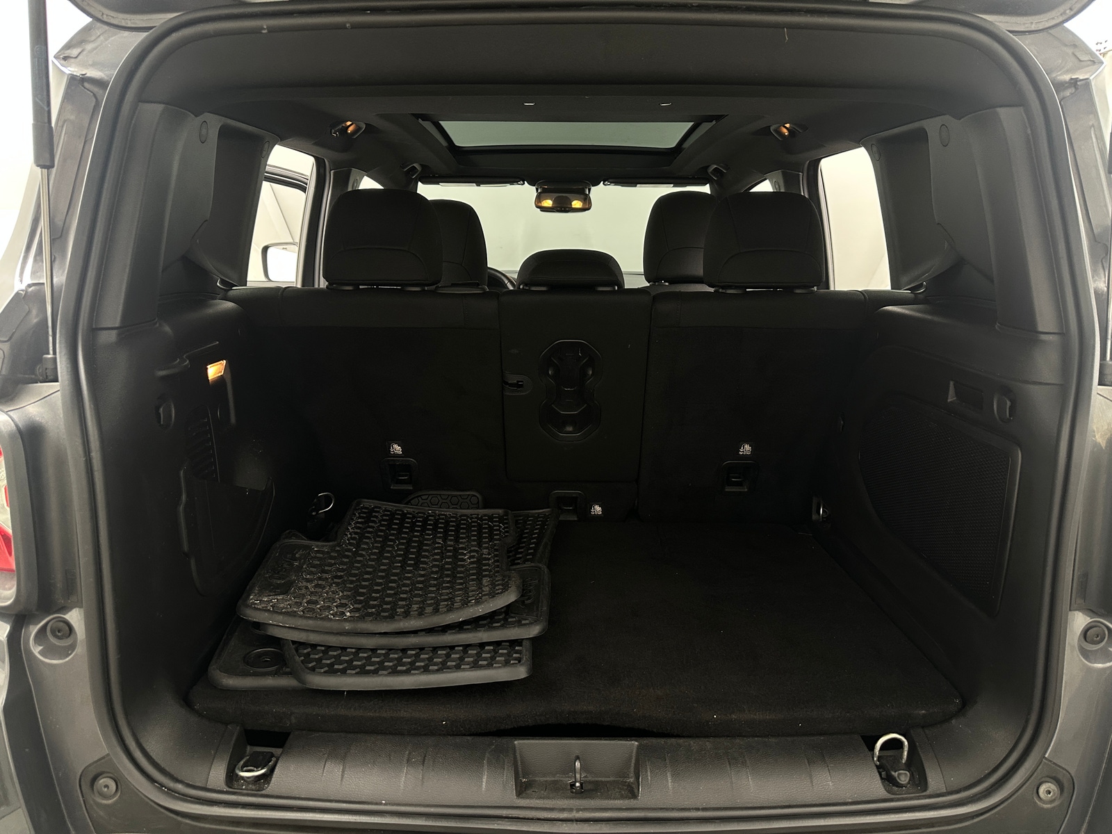 Thumbnail: 2022 Jeep Renegade - 7
