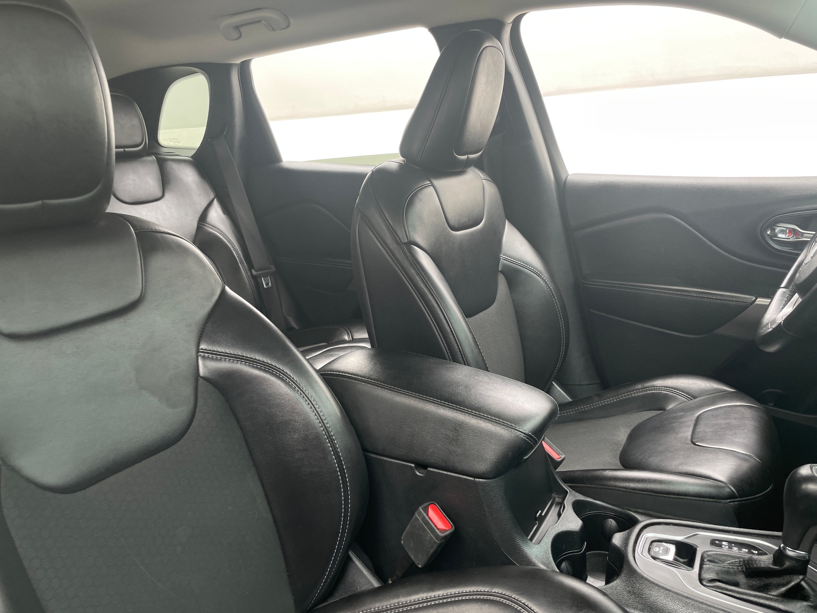 Thumbnail: 2019 Jeep Cherokee - 2