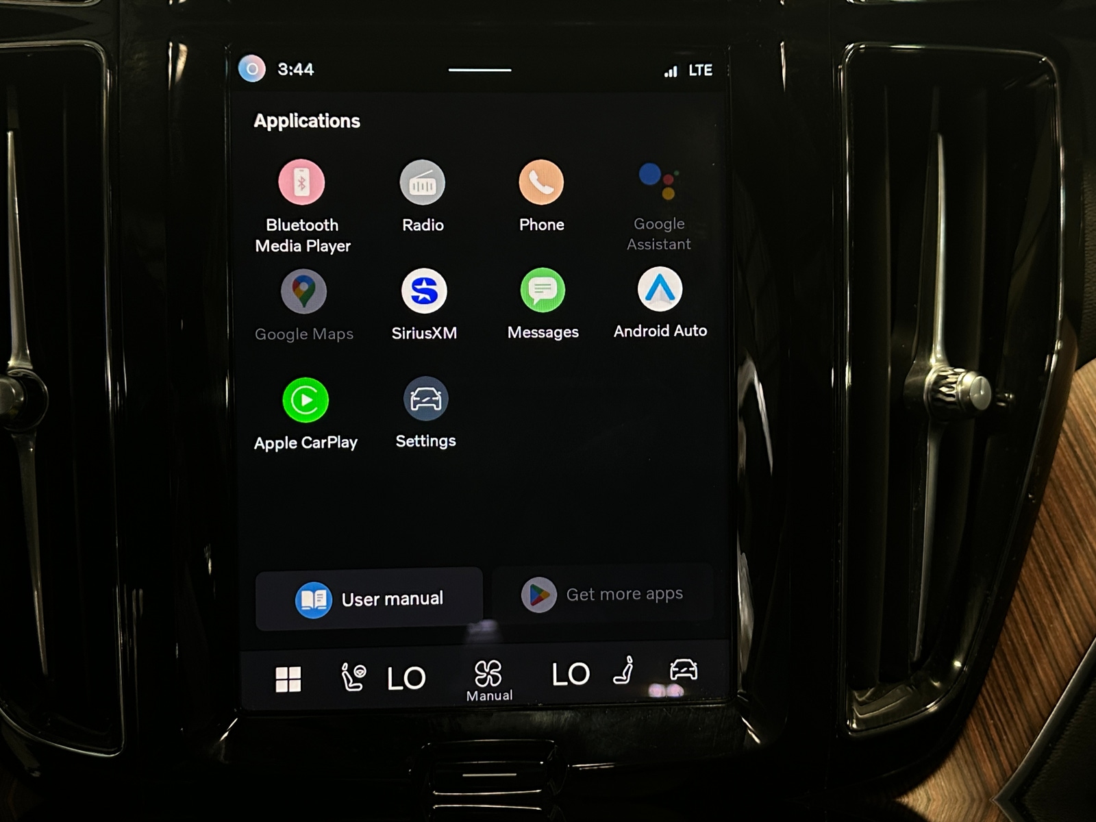 Thumbnail: 2024 Volvo XC60 - 3
