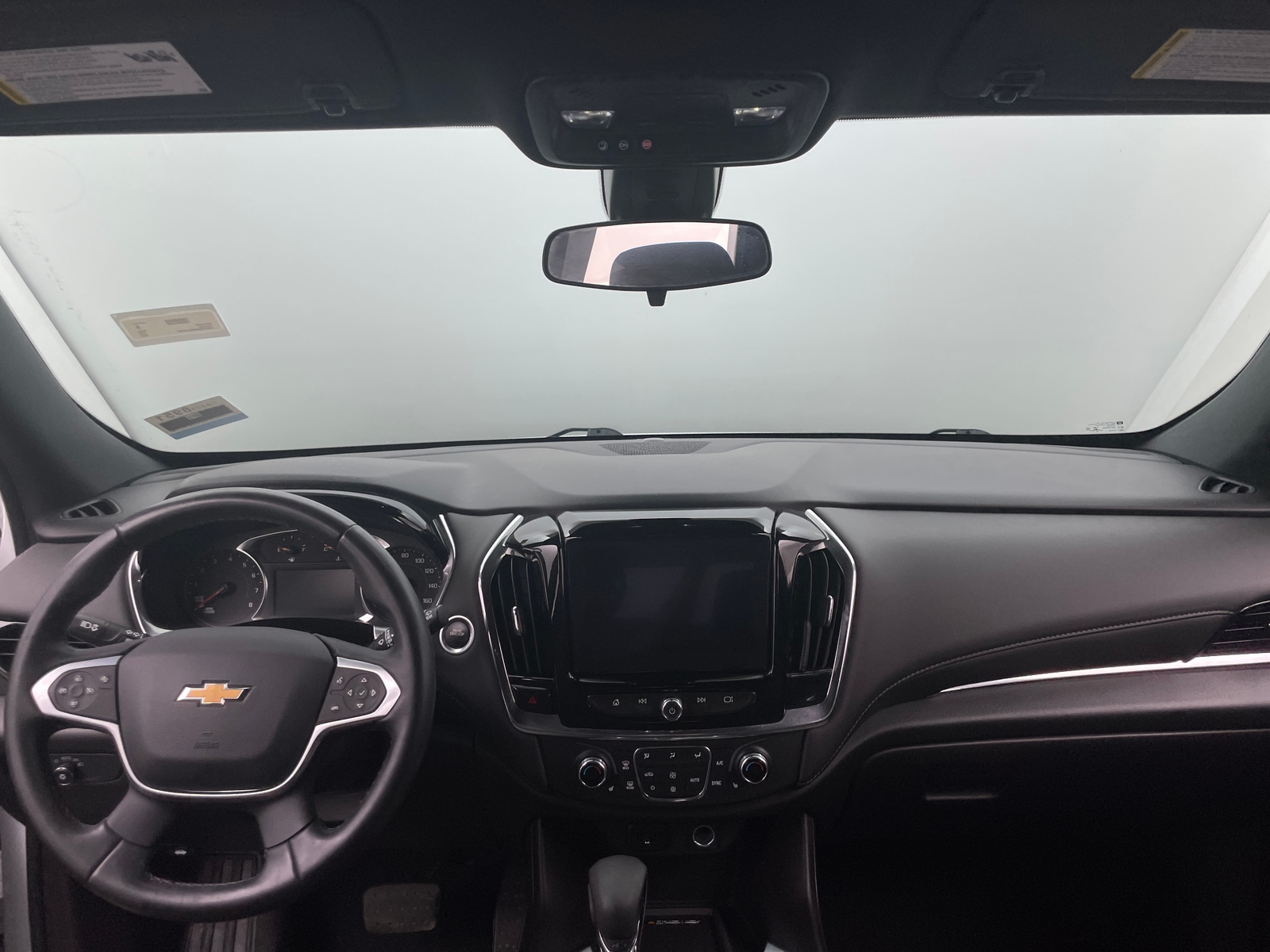 Thumbnail: 2023 Chevrolet Traverse - 3