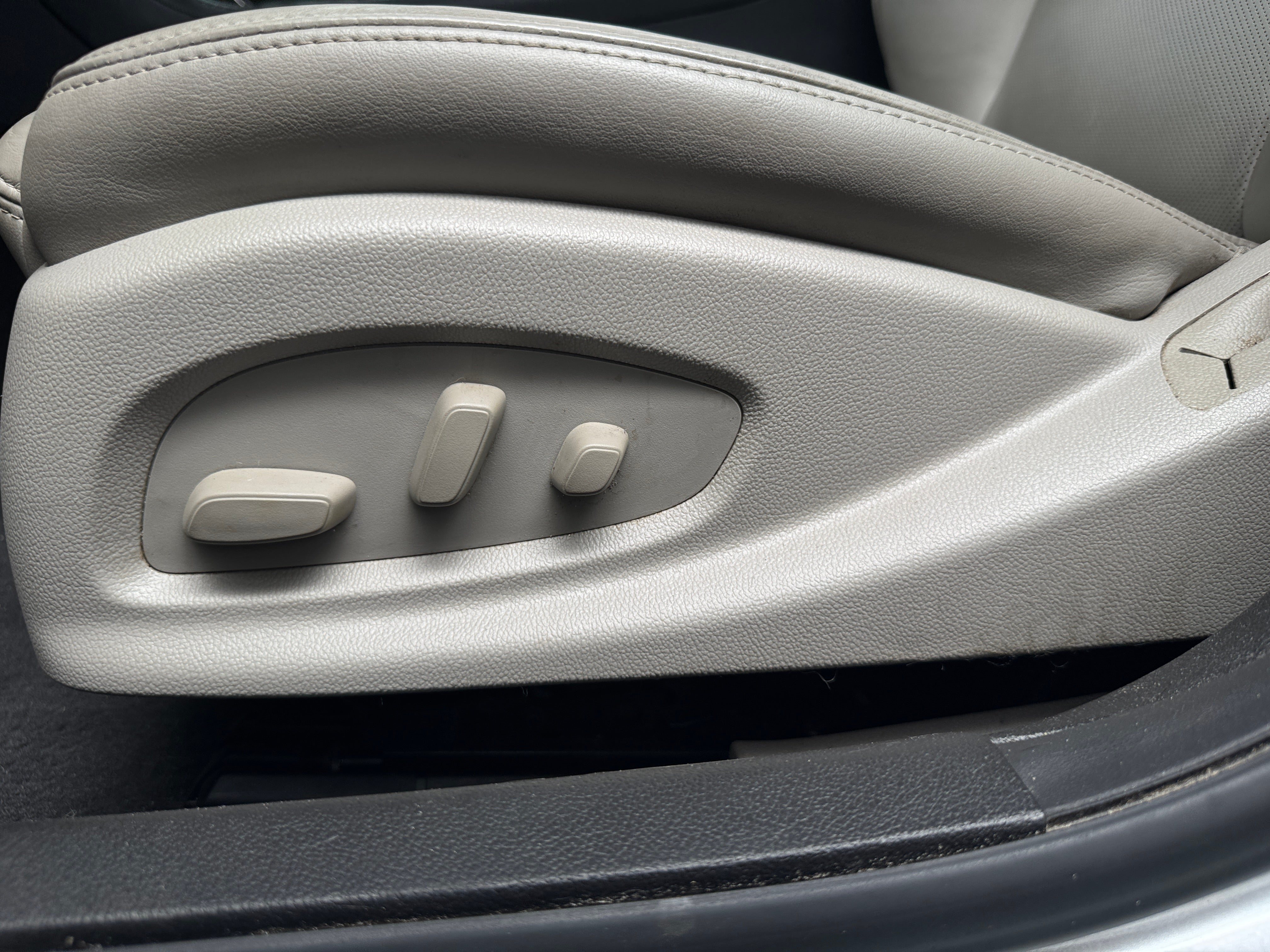 1G6AB5SX1H0181355