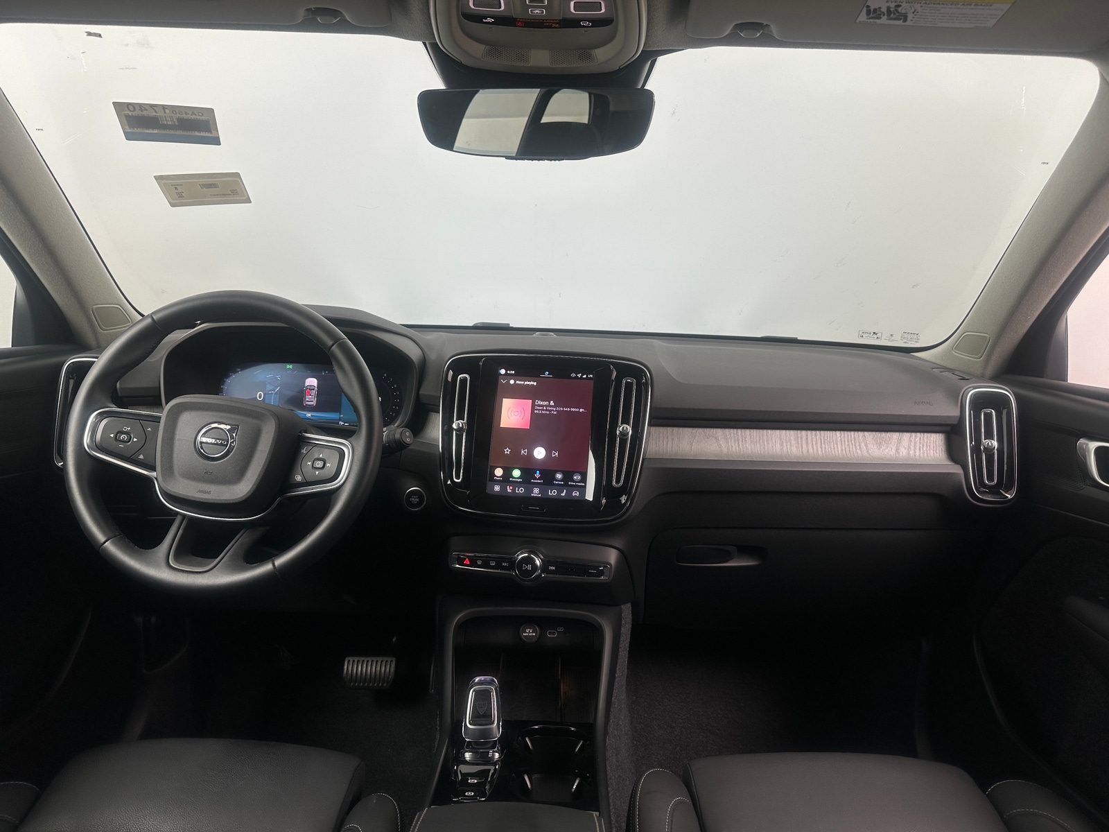 Thumbnail: 2026 Volvo XC40 - 3