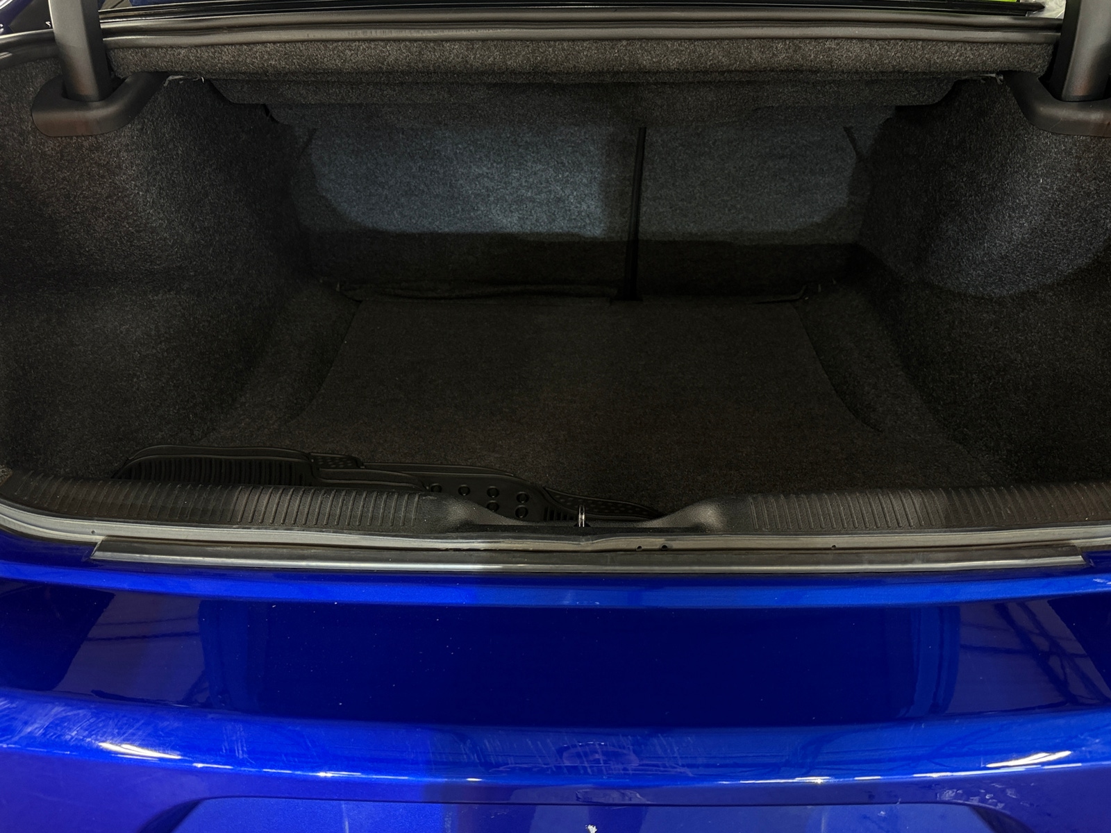 Thumbnail: 2018 Dodge Charger - 6