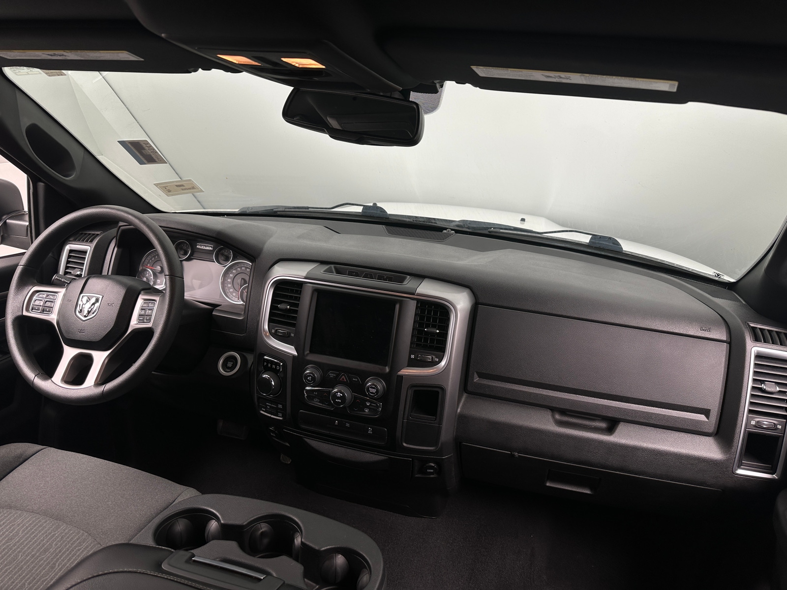 Thumbnail: 2022 RAM 1500 Classic - 3