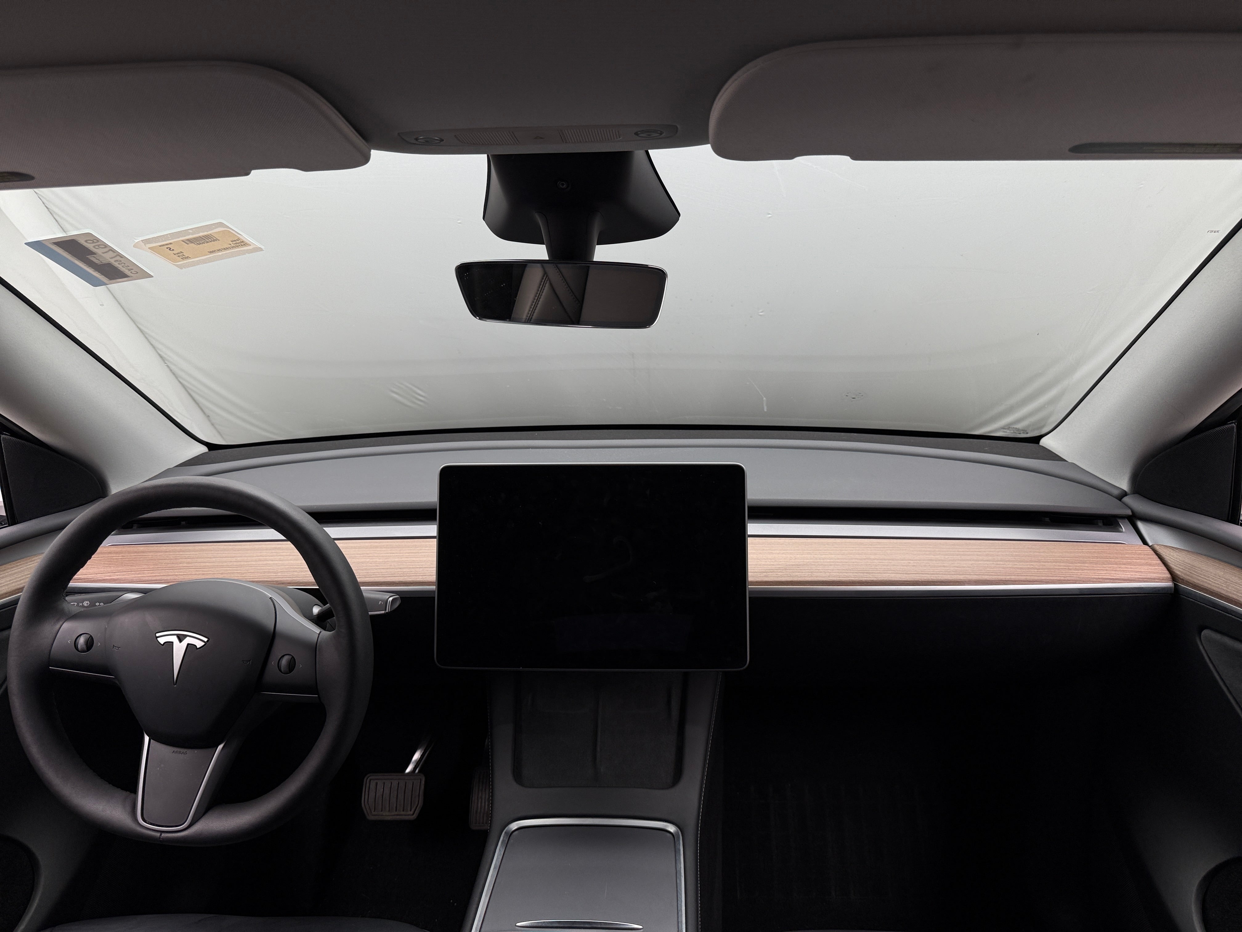 Used 2025 Tesla Model Y Long Range with VIN 7SAYGDEE8SF267002 for sale in Oak Creek, WI