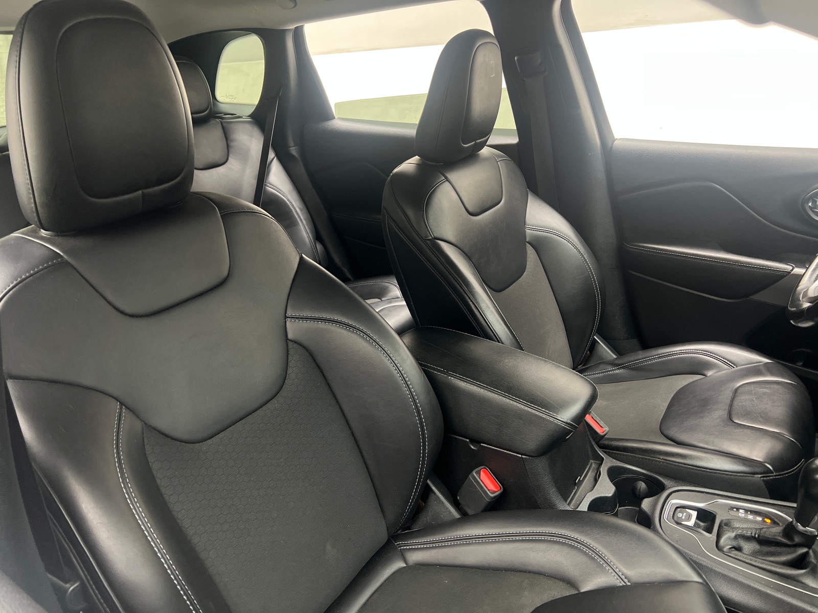 Thumbnail: 2020 Jeep Cherokee - 2