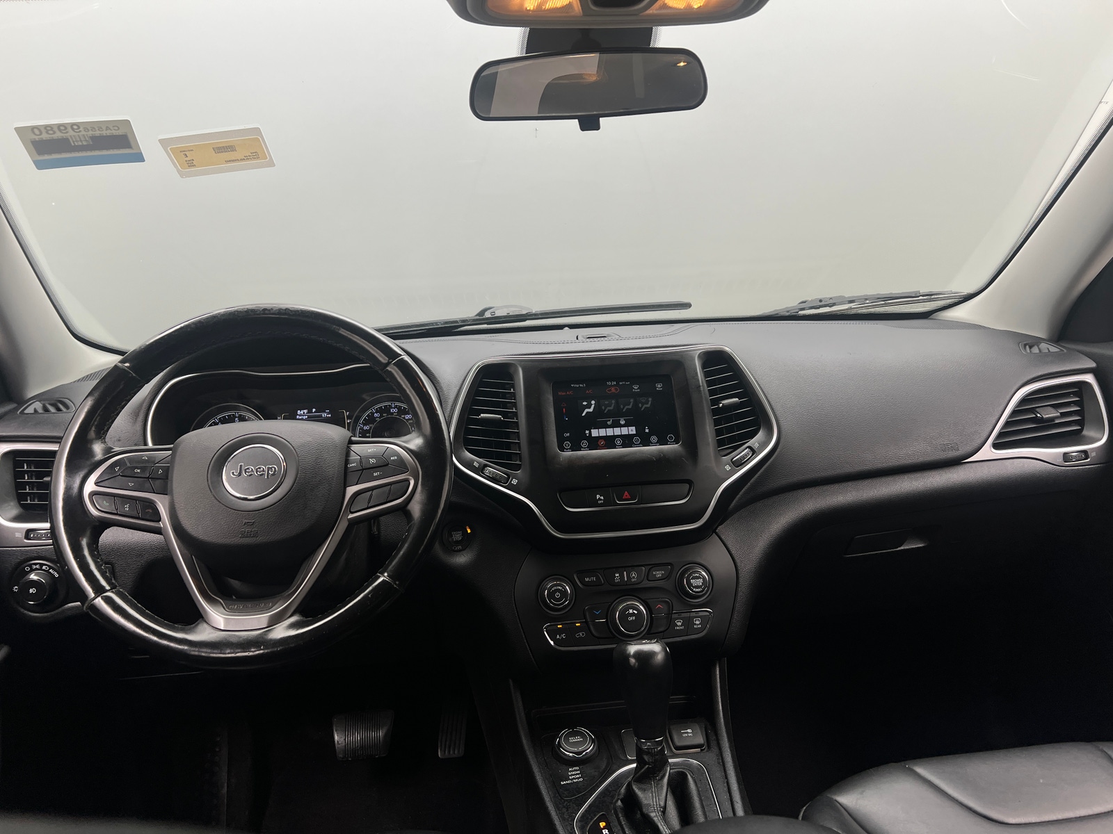 Thumbnail: 2020 Jeep Cherokee - 3