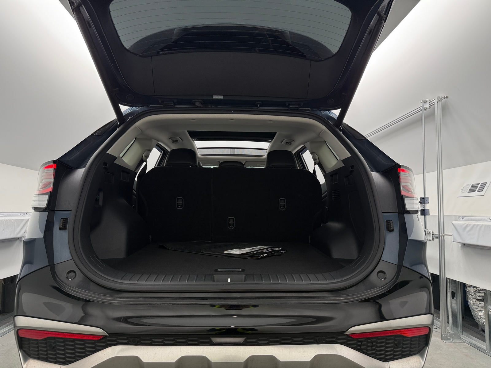 Thumbnail: 2025 Kia Sportage - 6