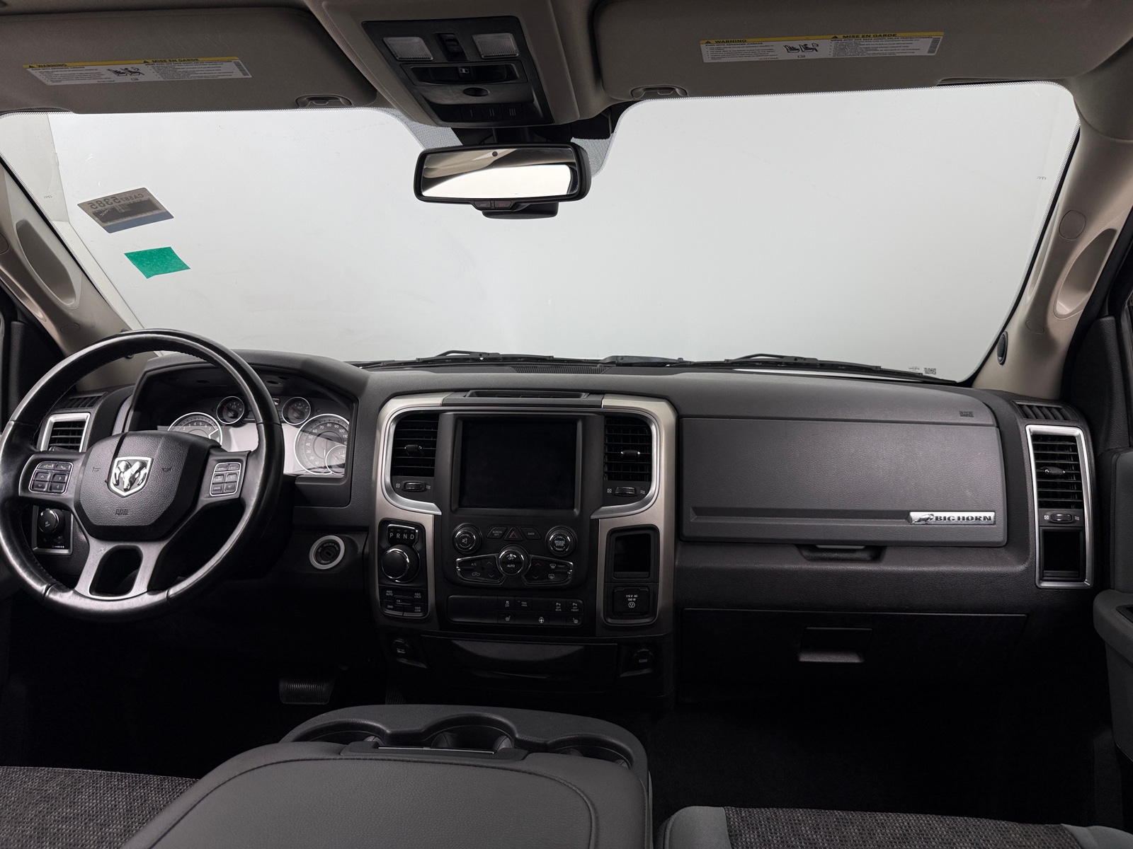 Thumbnail: 2019 RAM 1500 Classic - 3