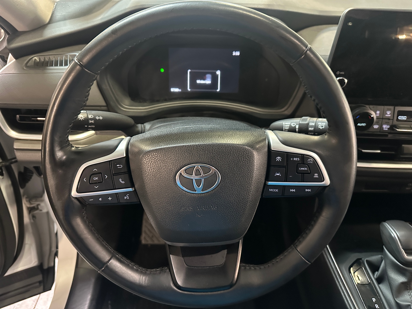 Thumbnail: 2024 Toyota Grand Highlander - 4