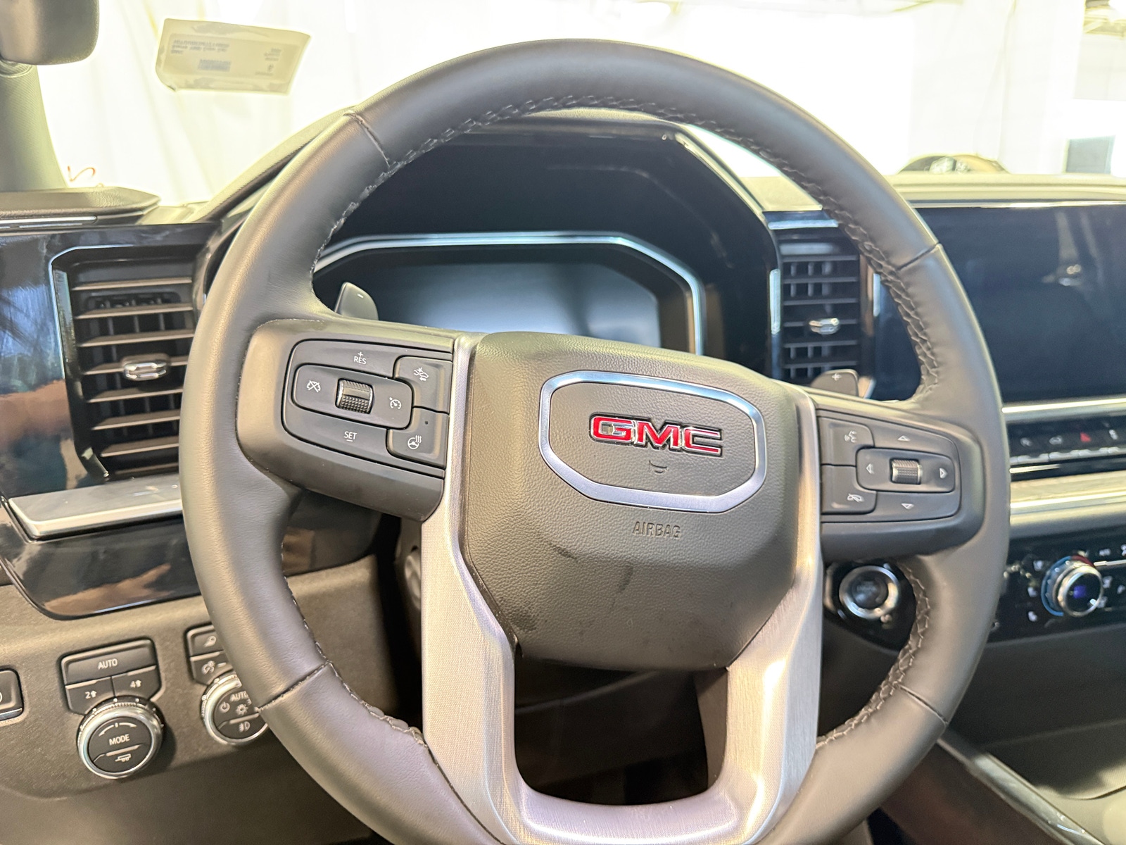 Thumbnail: 2026 GMC Sierra 1500 - 4