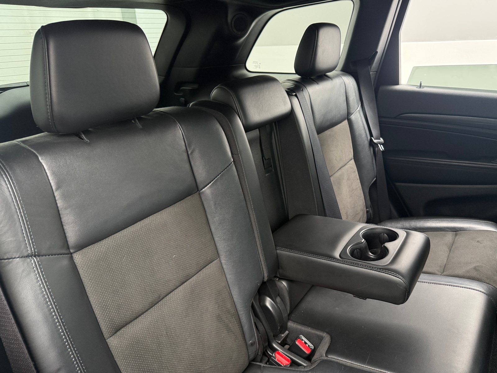 Thumbnail: 2020 Jeep Grand Cherokee - 6