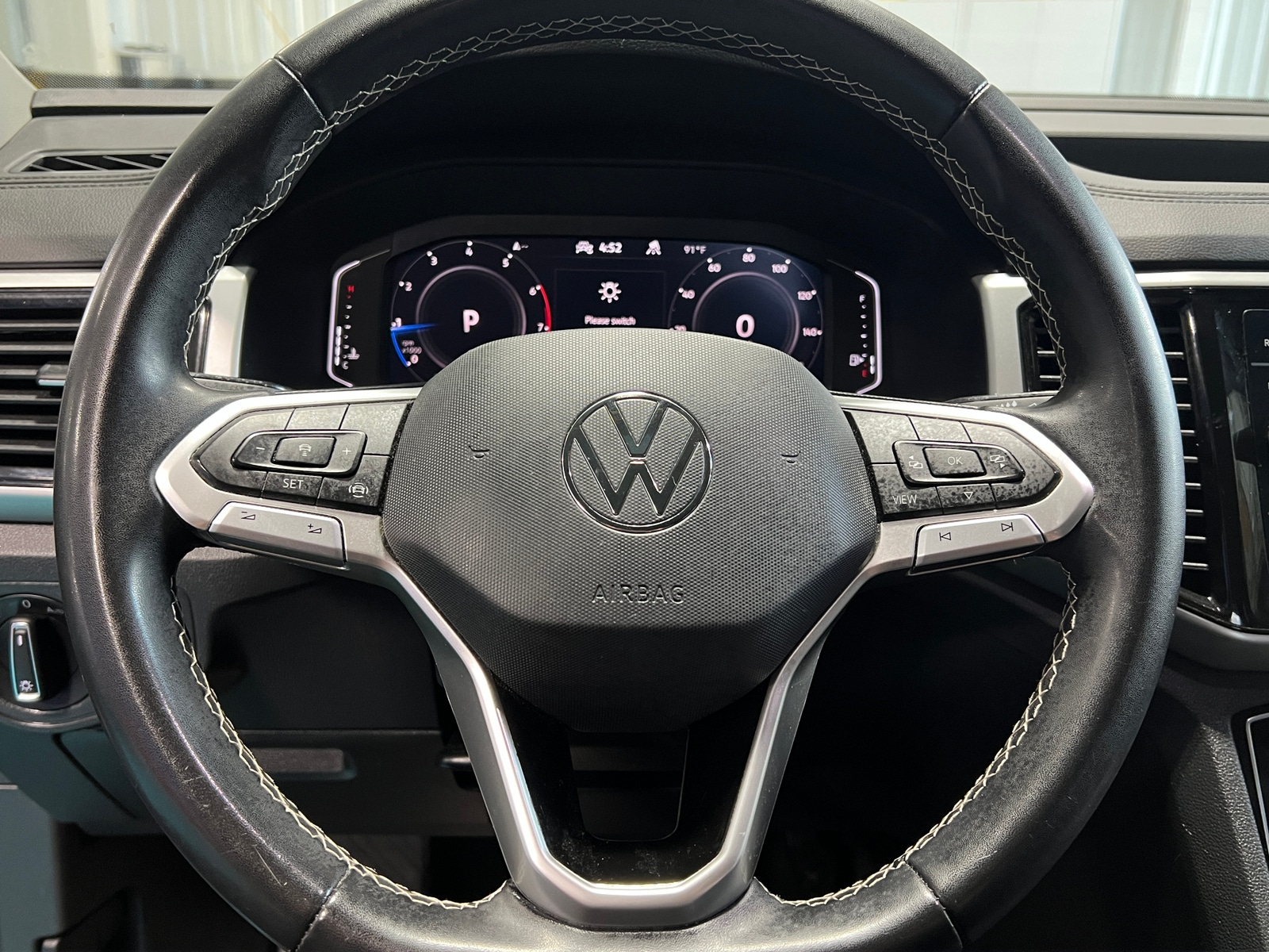 Thumbnail: 2023 Volkswagen Atlas - 4