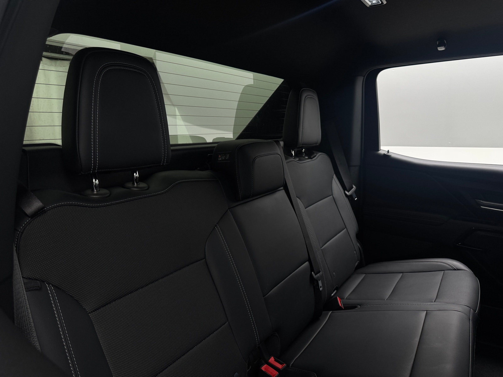 Thumbnail: 2025 Chevrolet Silverado EV - 5