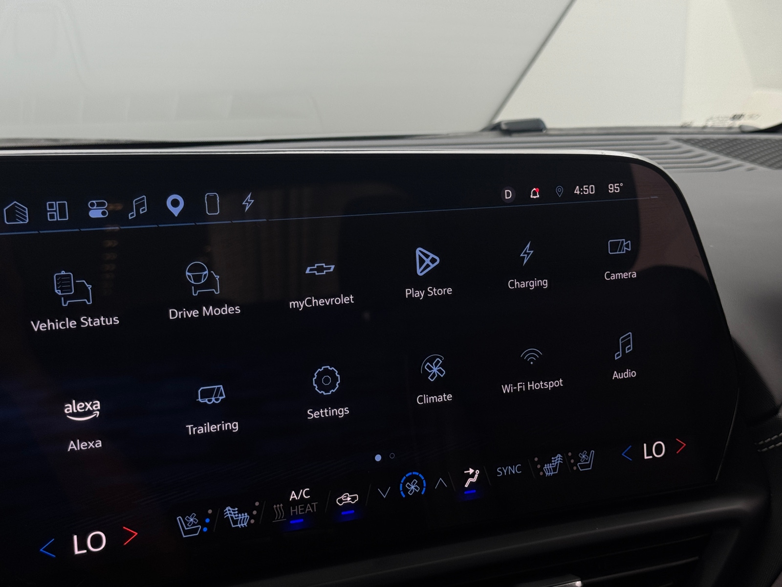 Thumbnail: 2025 Chevrolet Silverado EV - 3