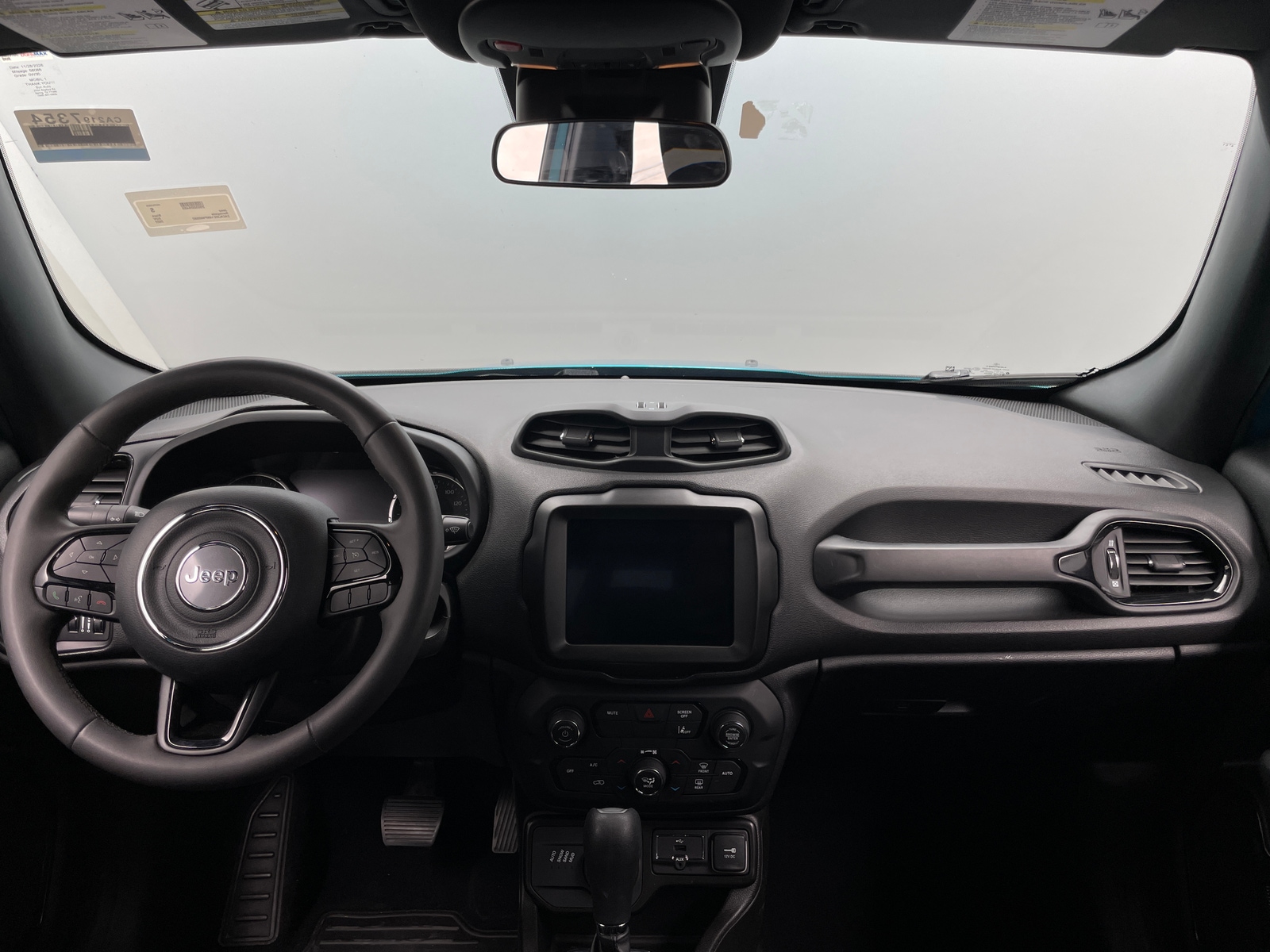 Thumbnail: 2022 Jeep Renegade - 3