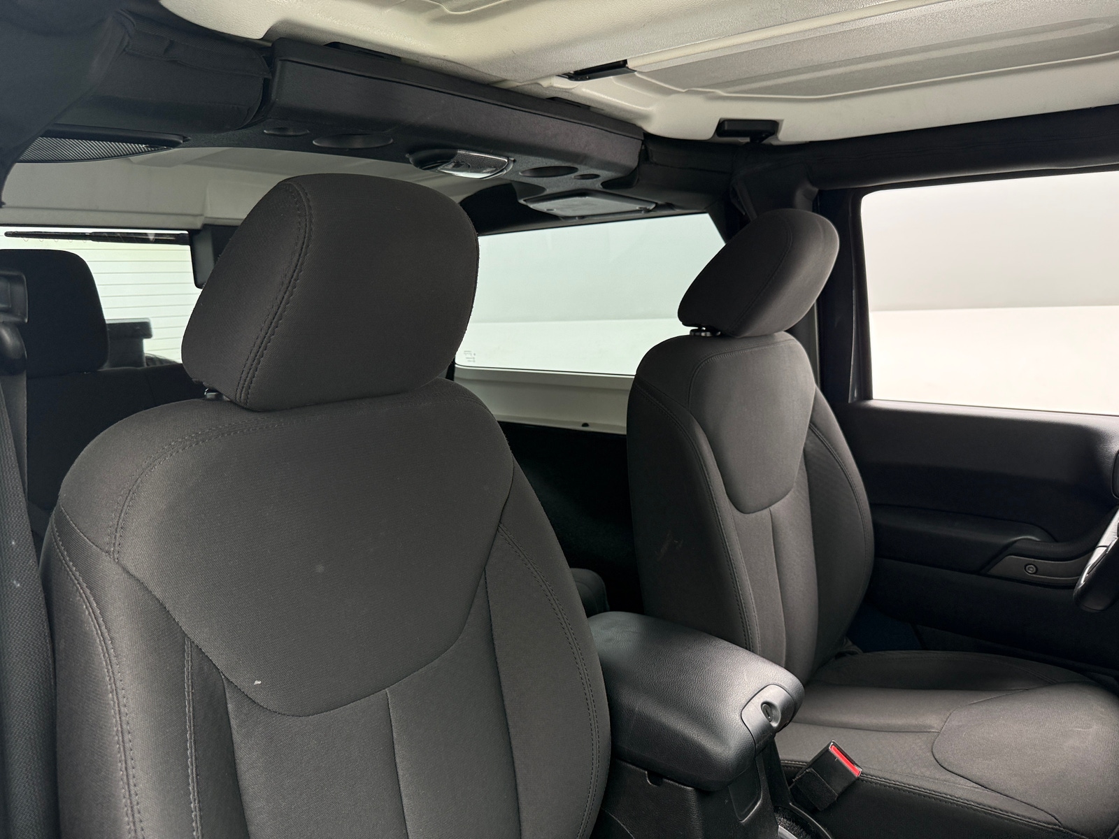 Thumbnail: 2017 Jeep Wrangler - 2