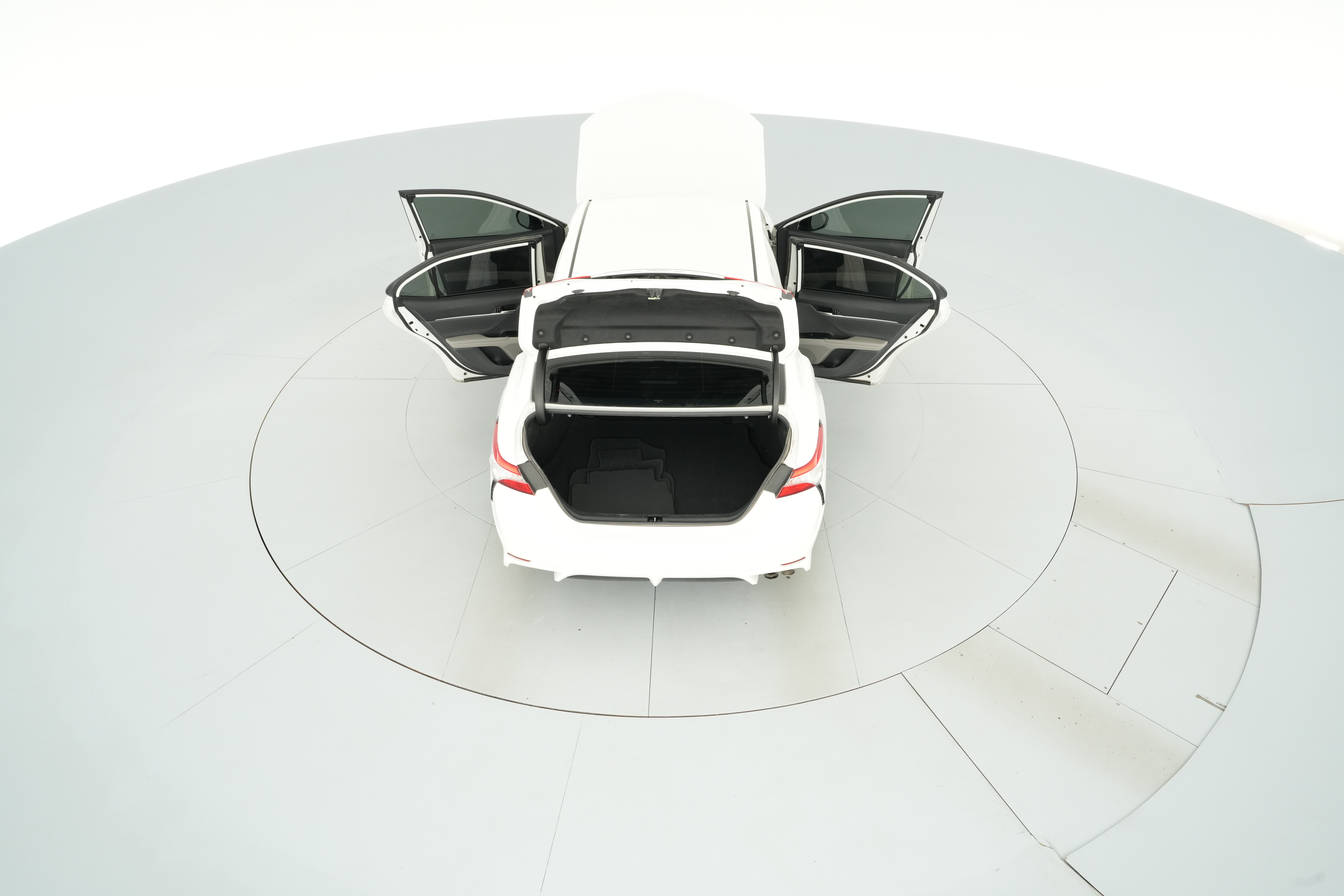 2020 Toyota Camry SE - Photo 45