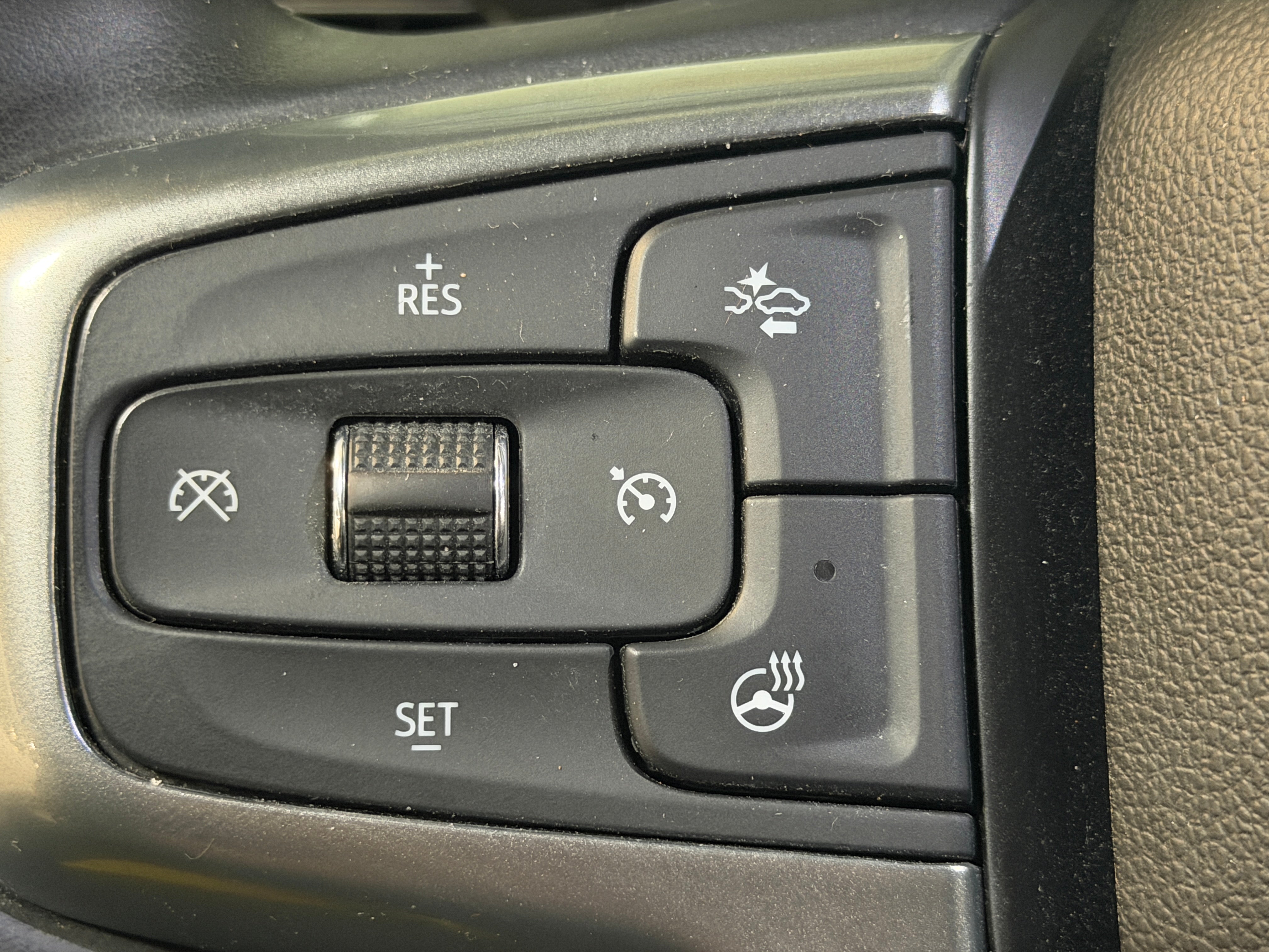 2023 Chevrolet Silverado 1500 LT - Photo 20