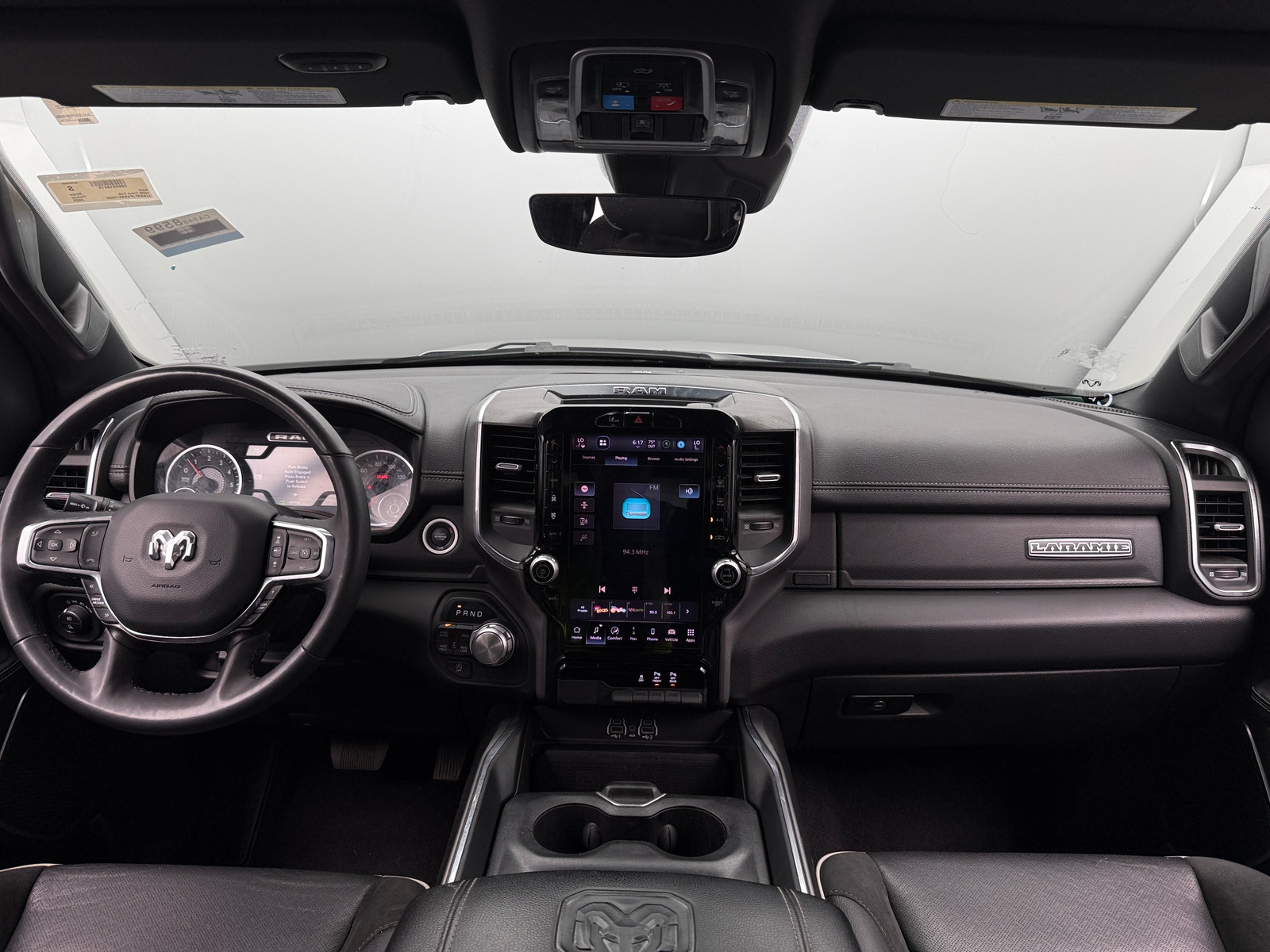 Thumbnail: 2025 RAM 1500 - 2