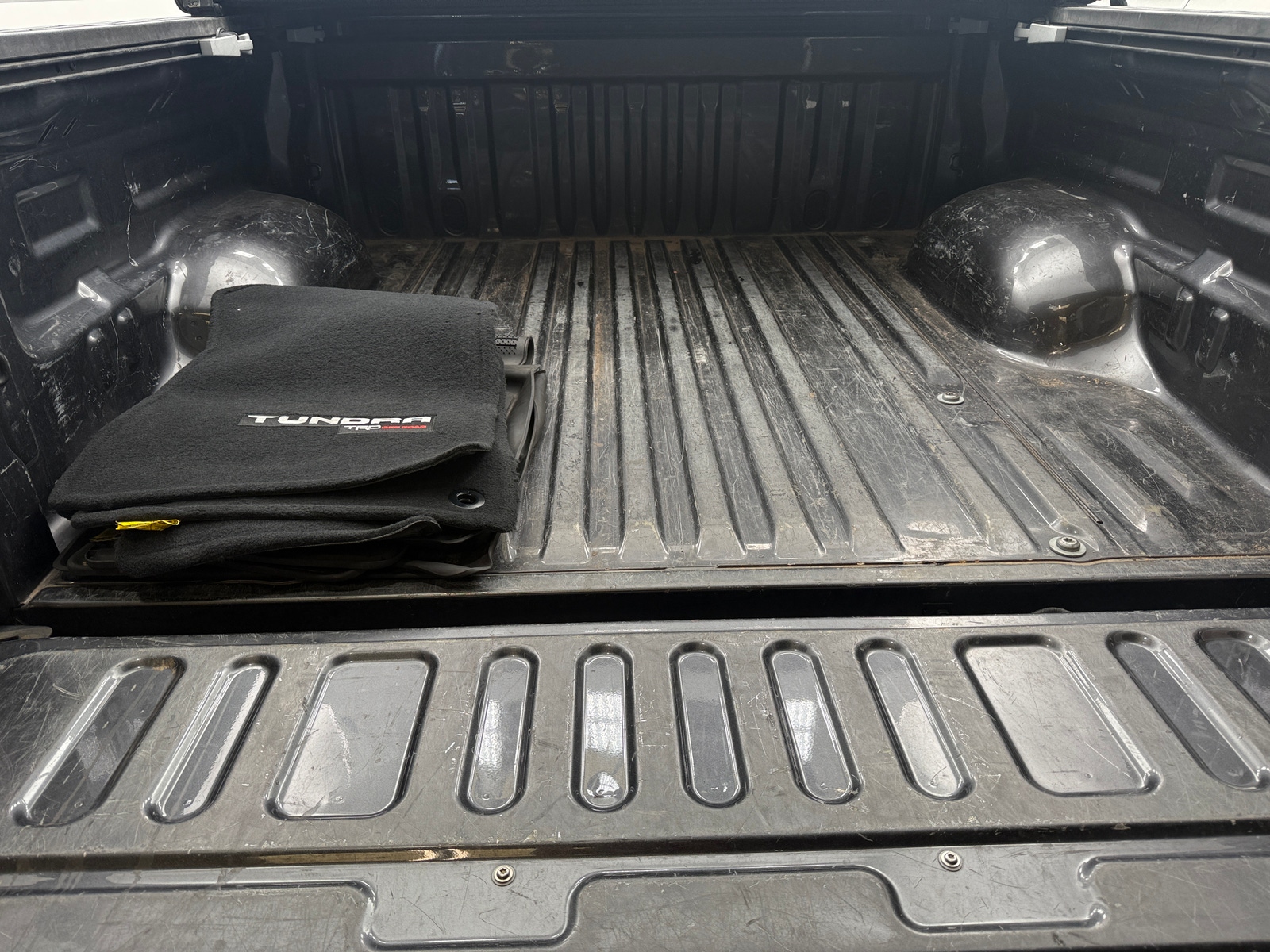 Thumbnail: 2020 Toyota Tundra - 7
