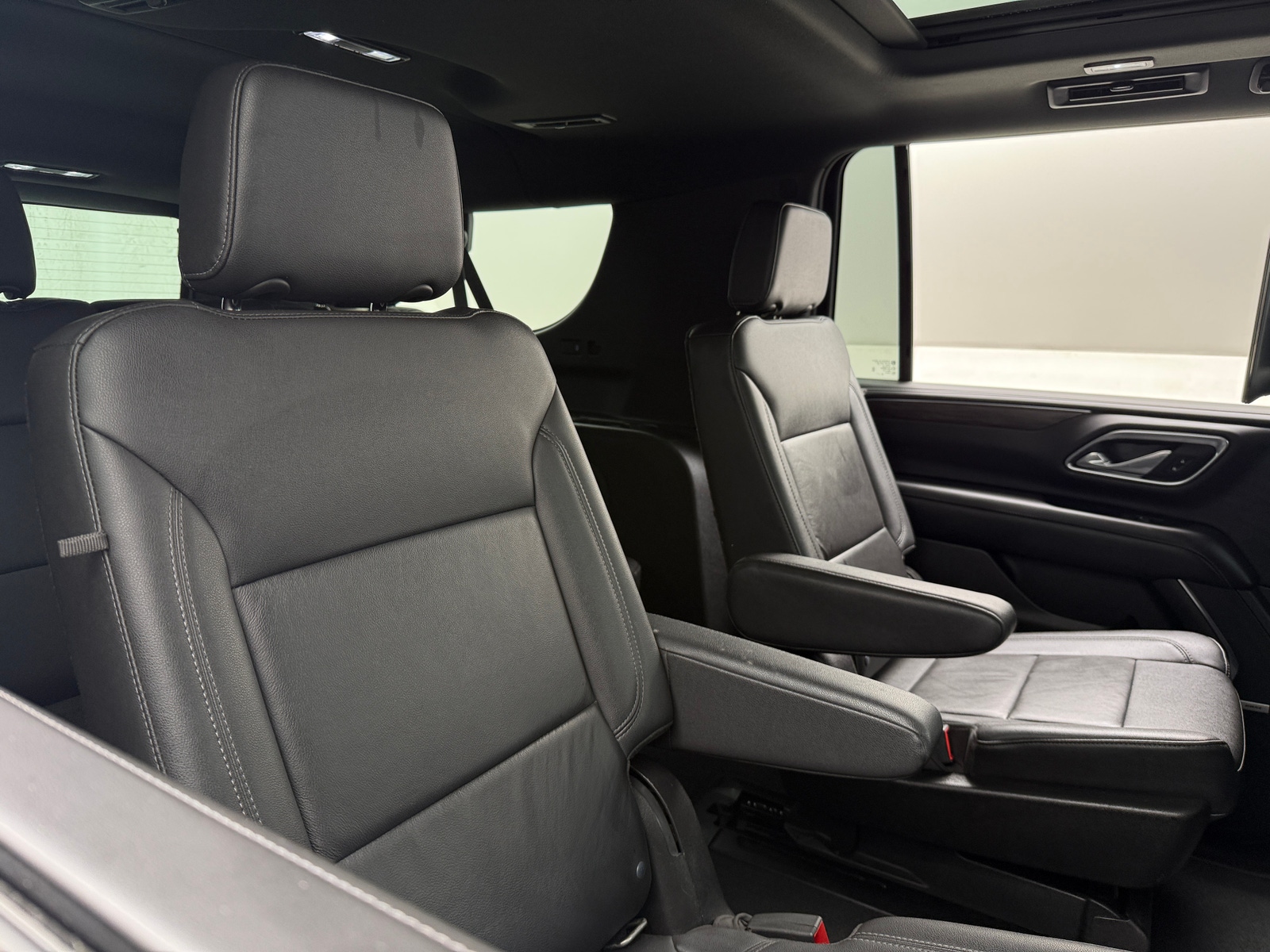 Thumbnail: 2021 Chevrolet Suburban - 5