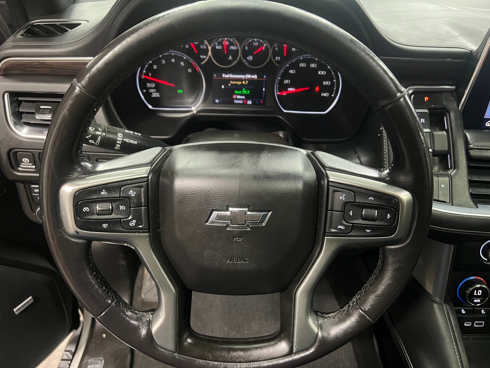 Thumbnail: 2021 Chevrolet Suburban - 4