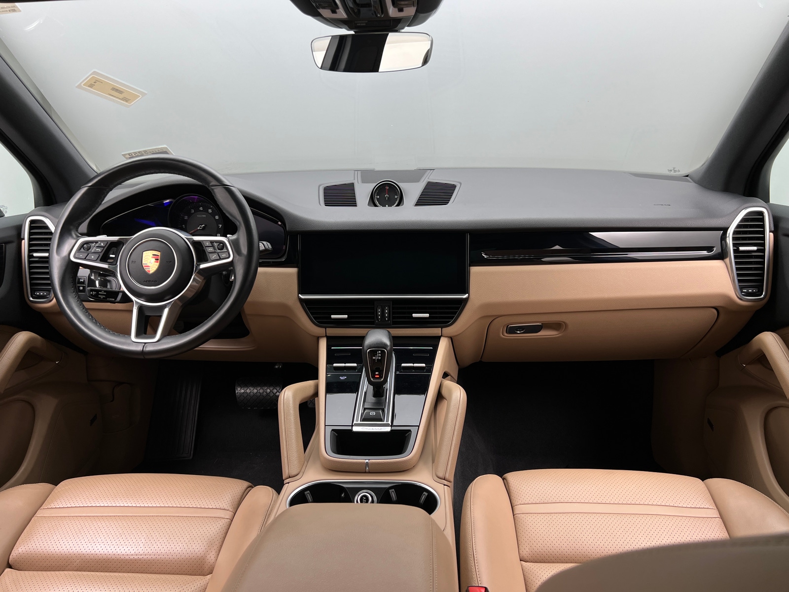 Thumbnail: 2020 Porsche Cayenne - 2