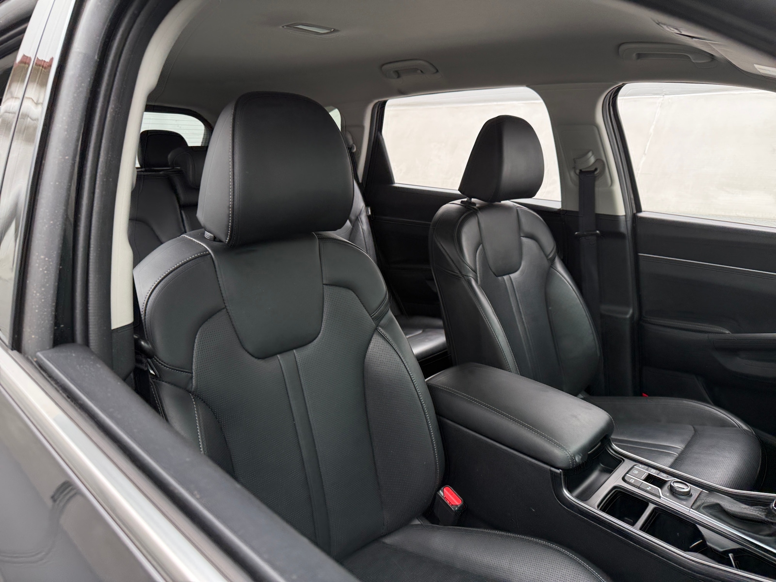 Thumbnail: 2024 Kia Sorento - 2