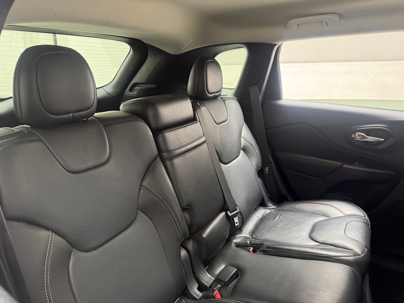 Thumbnail: 2015 Jeep Cherokee - 5