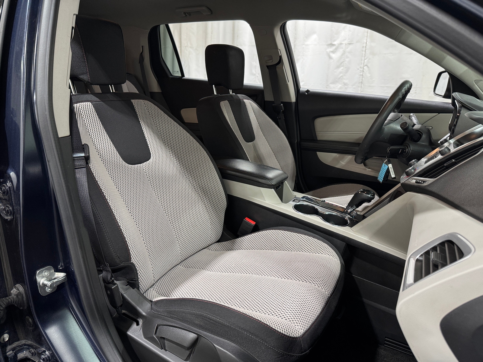 Thumbnail: 2017 GMC Terrain - 2