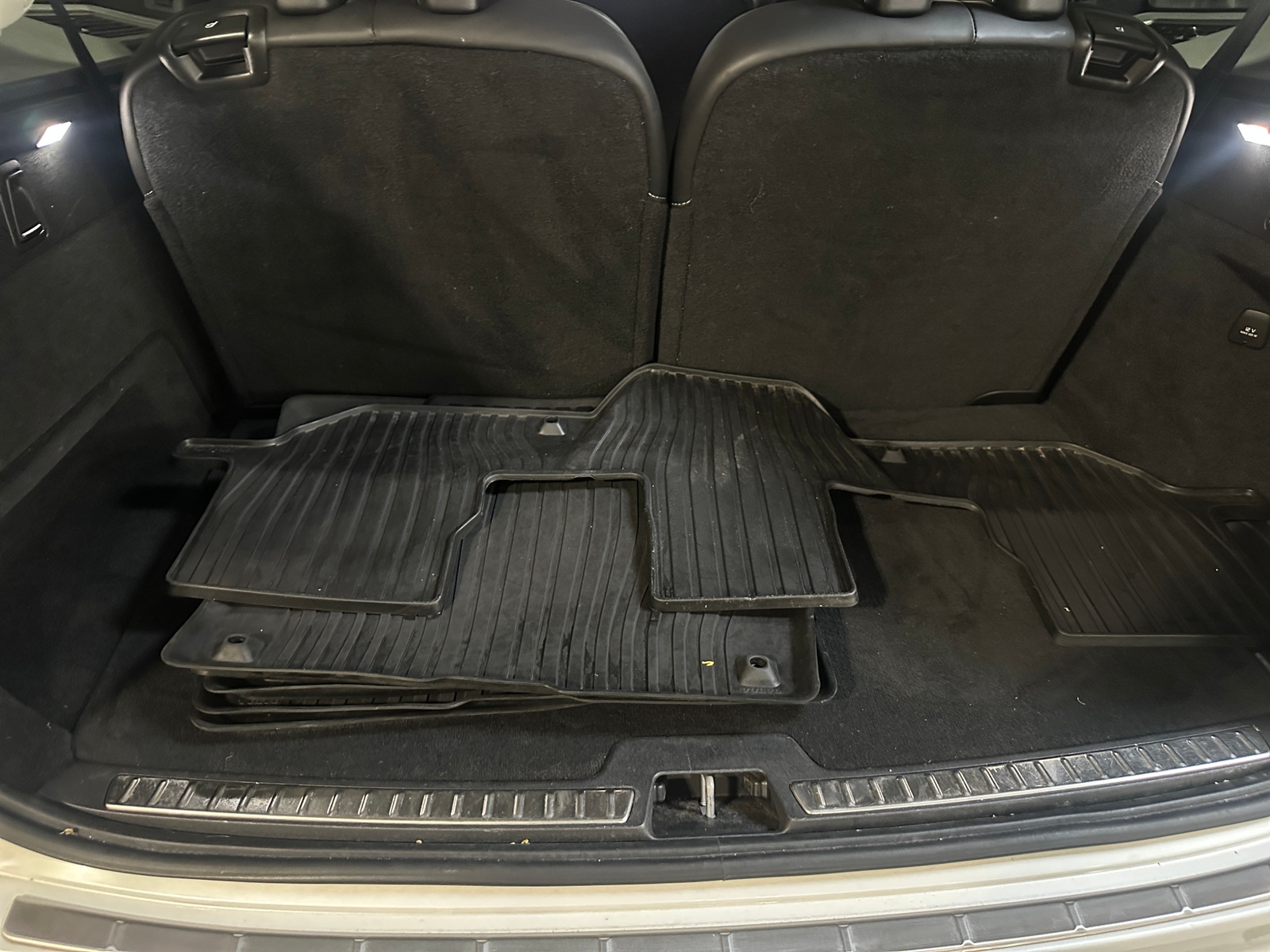 Thumbnail: 2019 Volvo XC90 - 6