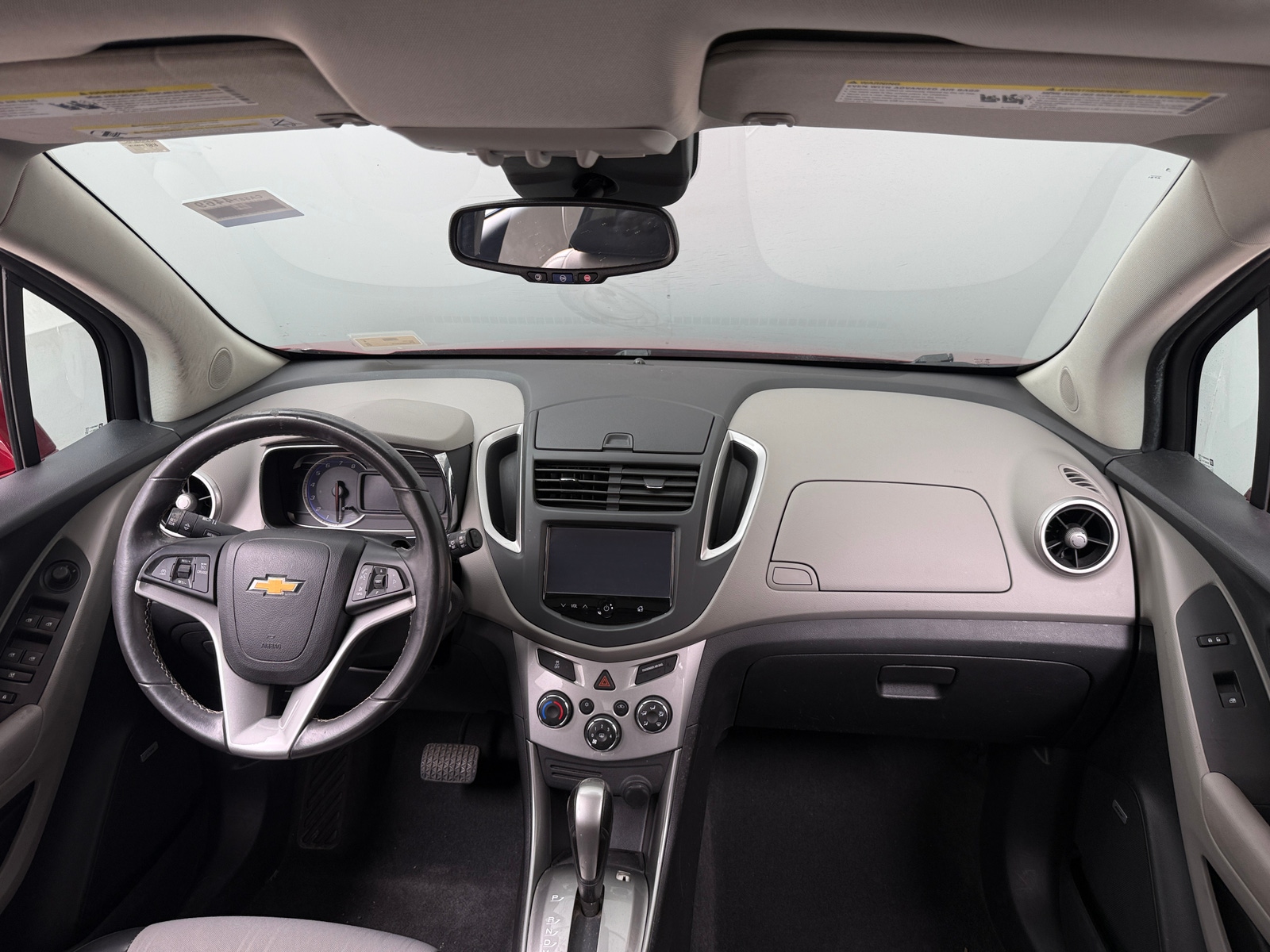 Thumbnail: 2015 Chevrolet Trax - 3