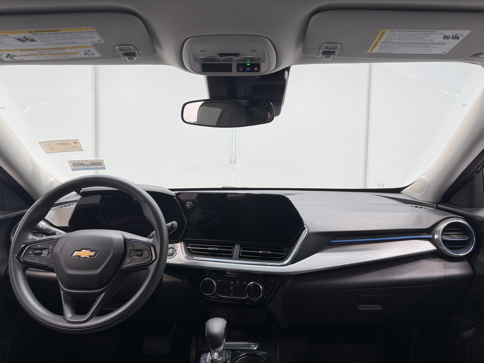 Thumbnail: 2025 Chevrolet Trax - 3