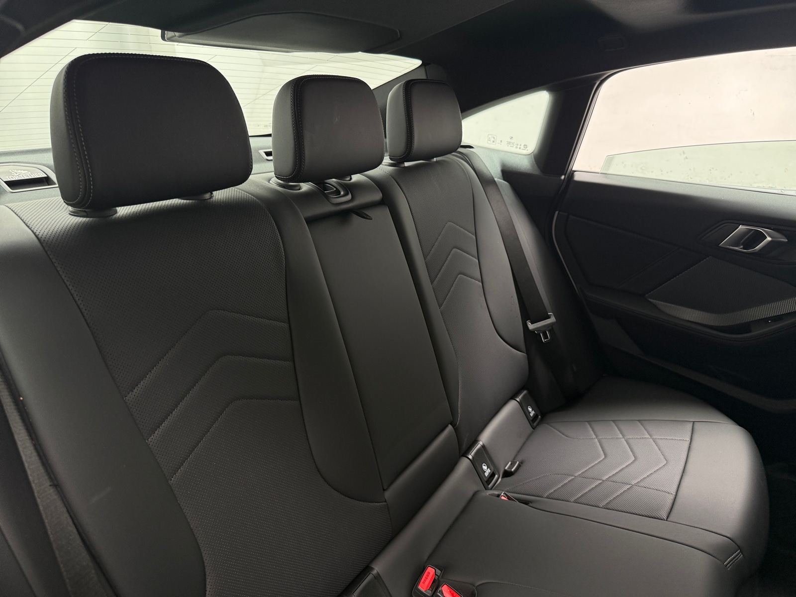 Thumbnail: 2026 BMW 2 Series - 5