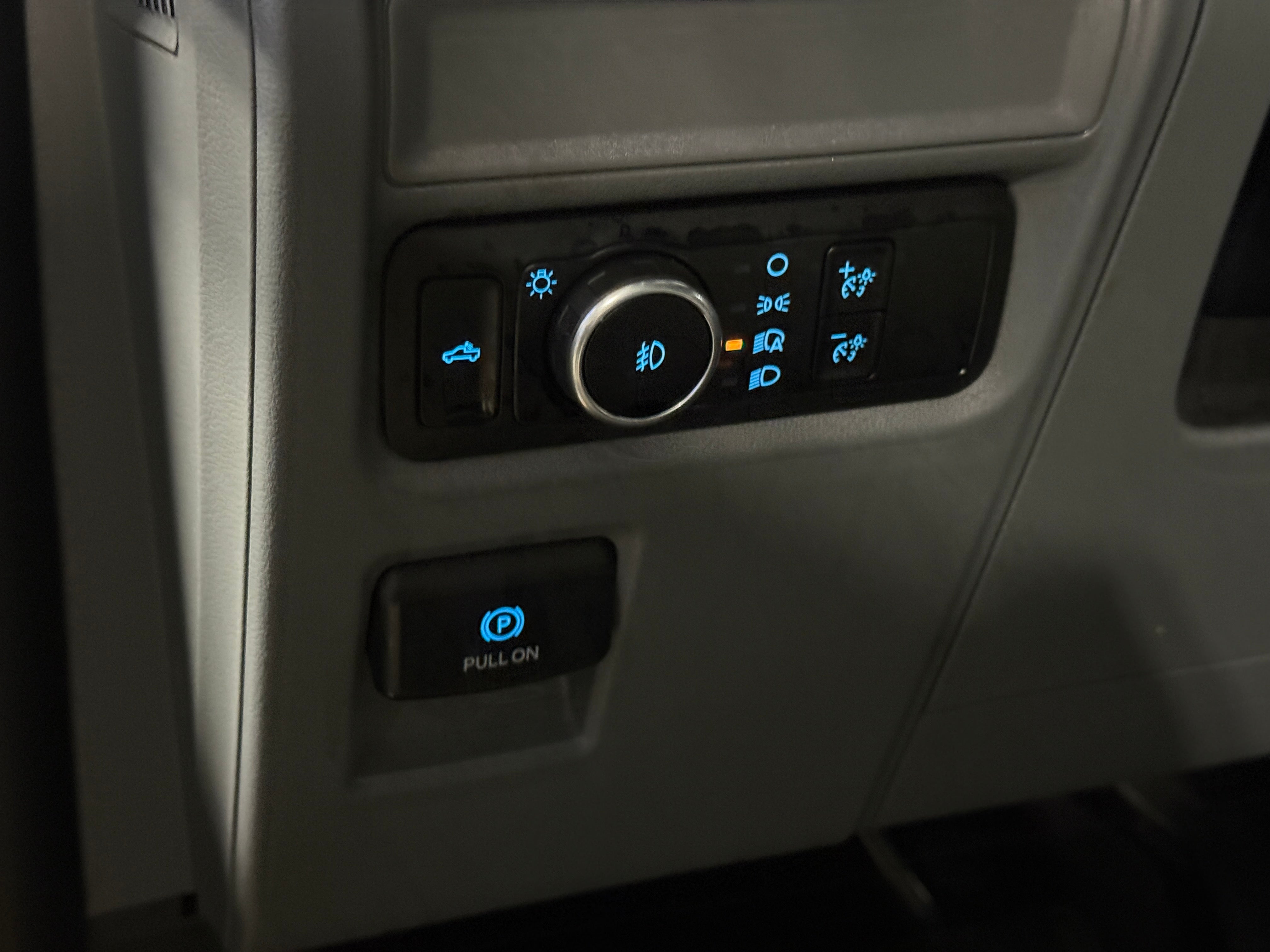 2023 Ford F-150 XLT - Photo 11