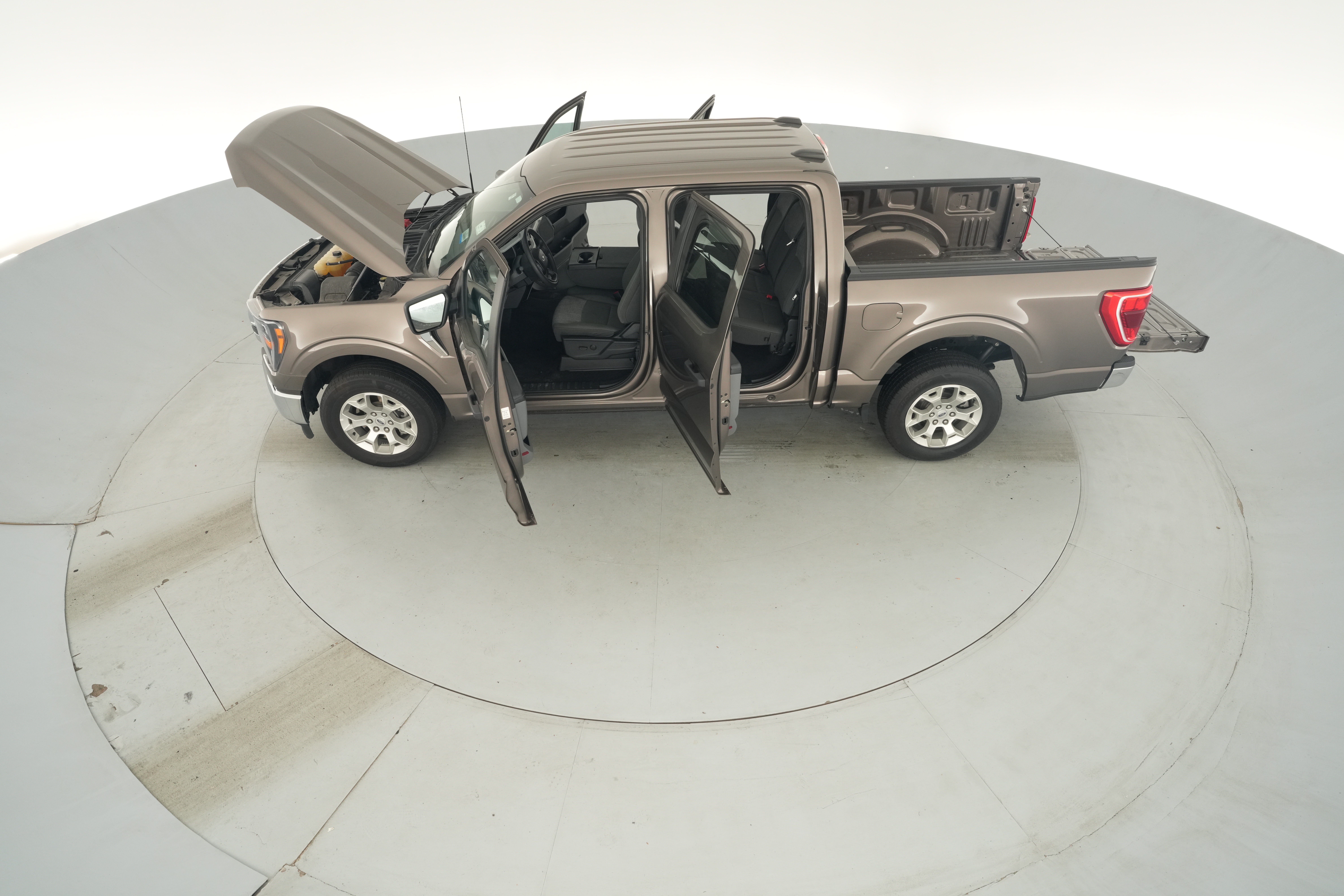 2023 Ford F-150 XLT - Photo 37