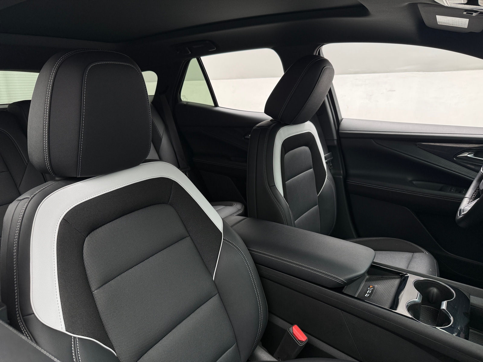 Thumbnail: 2024 Chevrolet Blazer EV - 2