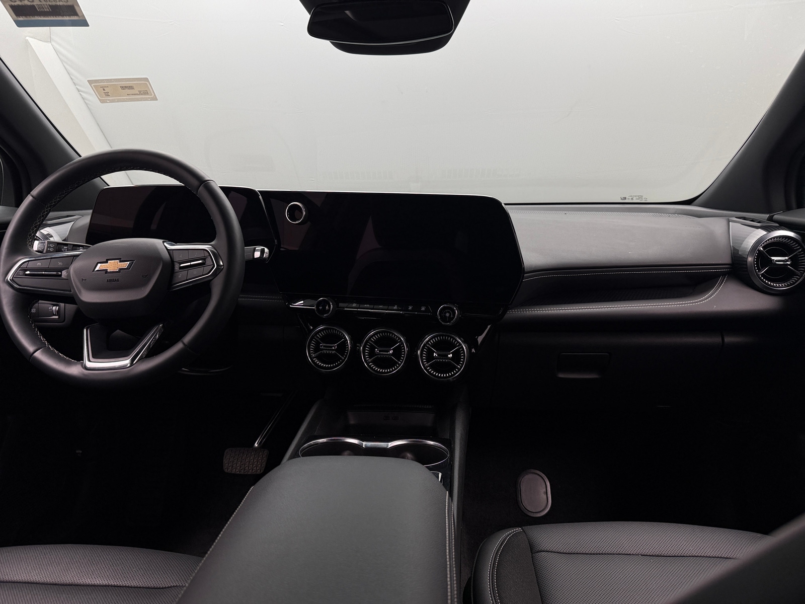 Thumbnail: 2024 Chevrolet Blazer EV - 3