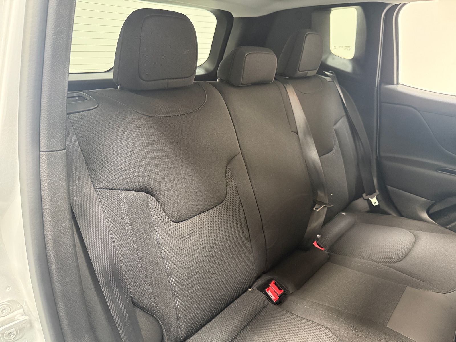 Thumbnail: 2019 Jeep Renegade - 6