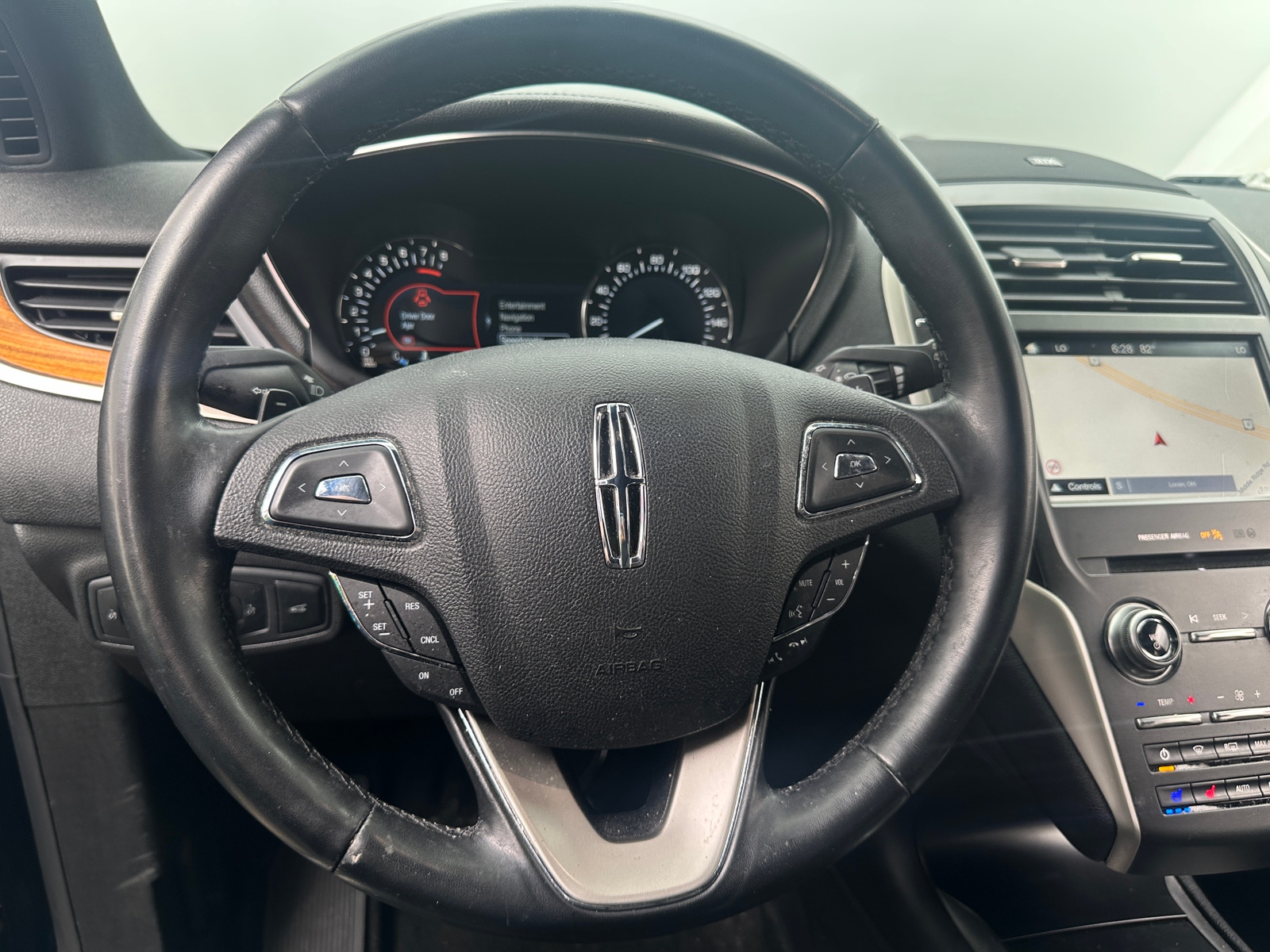 Thumbnail: 2019 Lincoln MKC - 4