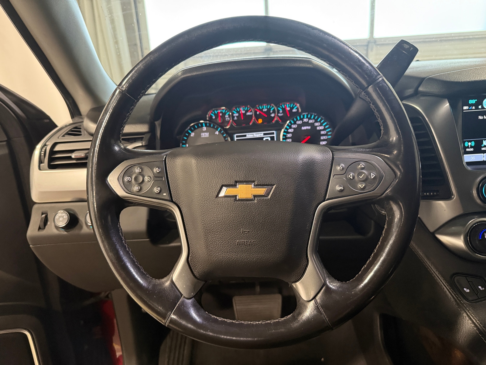 Thumbnail: 2019 Chevrolet Suburban - 4