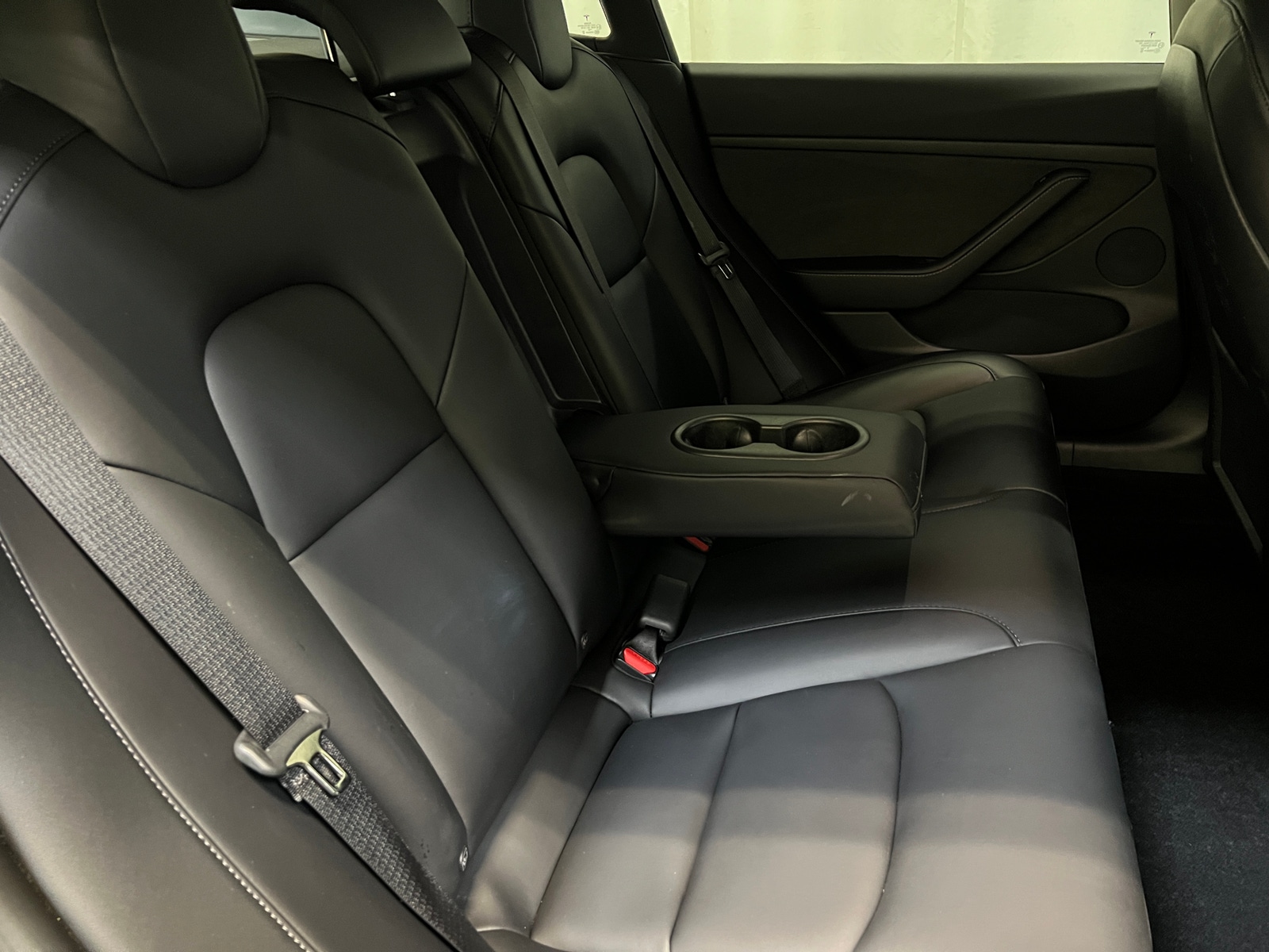 Thumbnail: 2022 Tesla Model 3 - 5