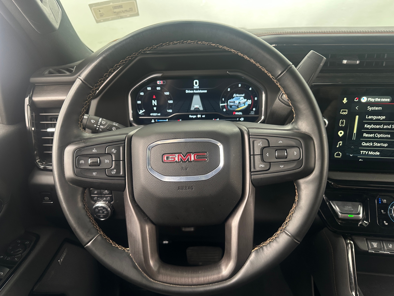 Thumbnail: 2025 GMC Sierra 2500 - 4