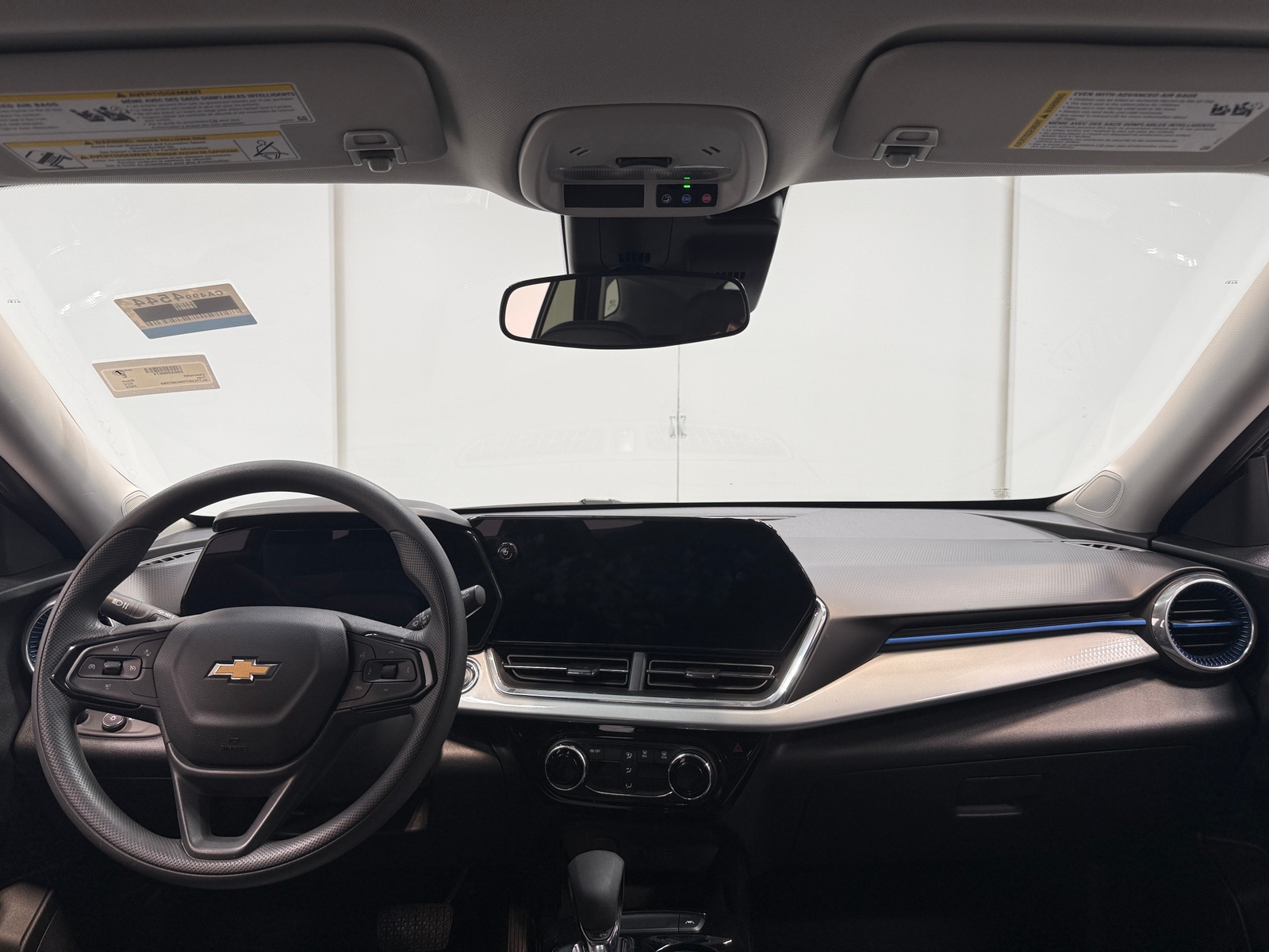 Thumbnail: 2025 Chevrolet Trax - 3