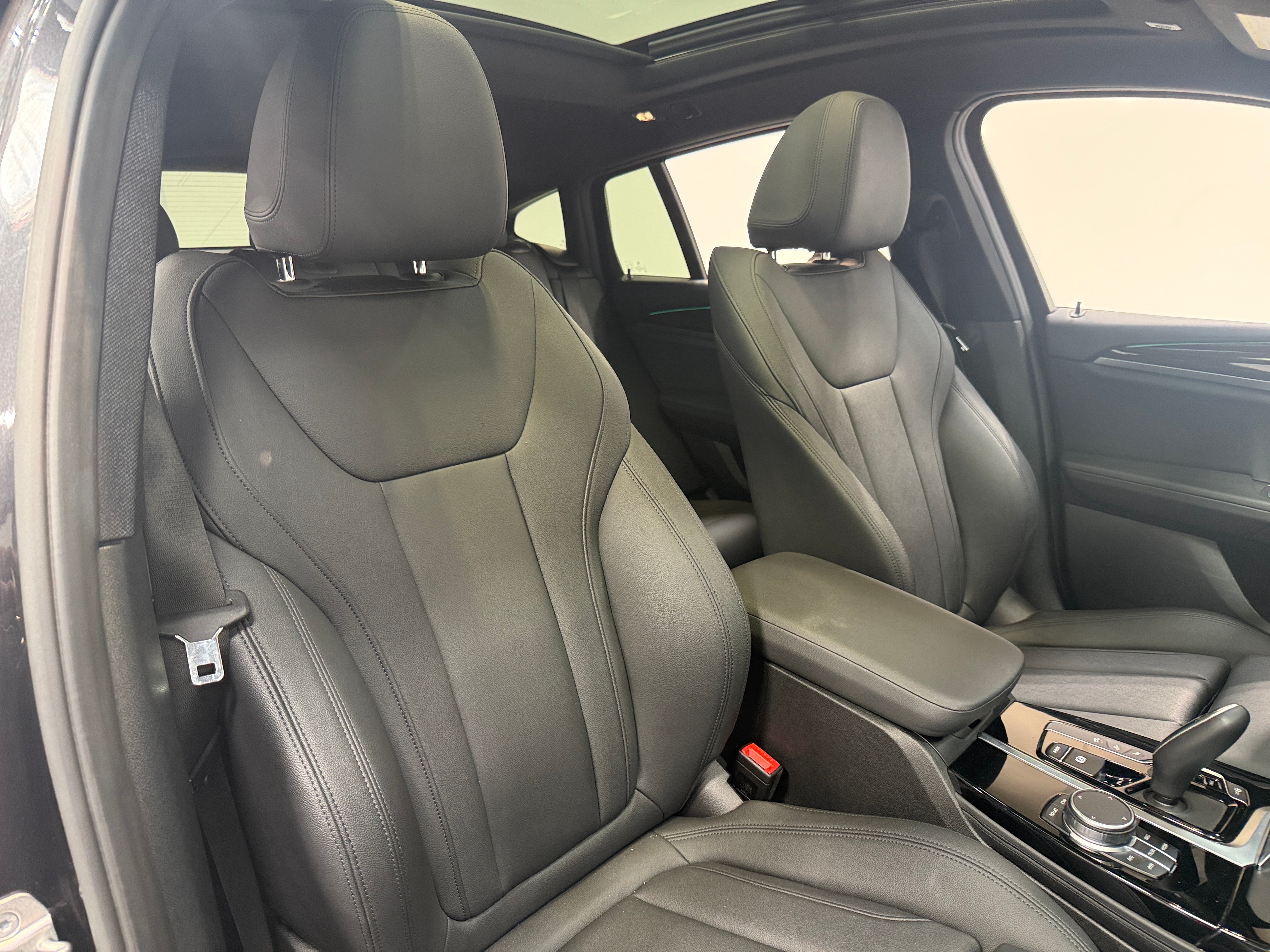2021 BMW X4 30i - Photo 2