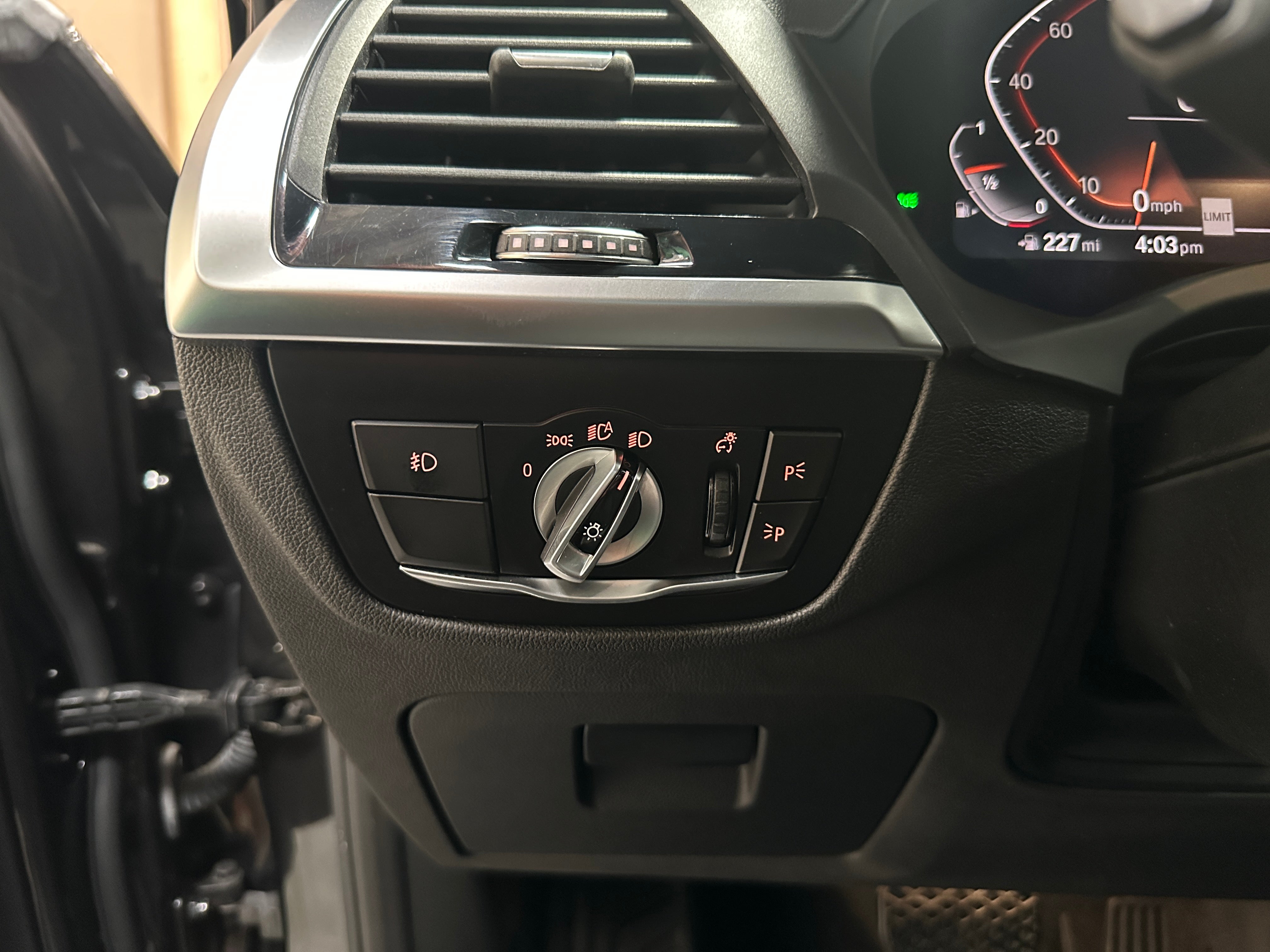 2021 BMW X4 30i - Photo 12
