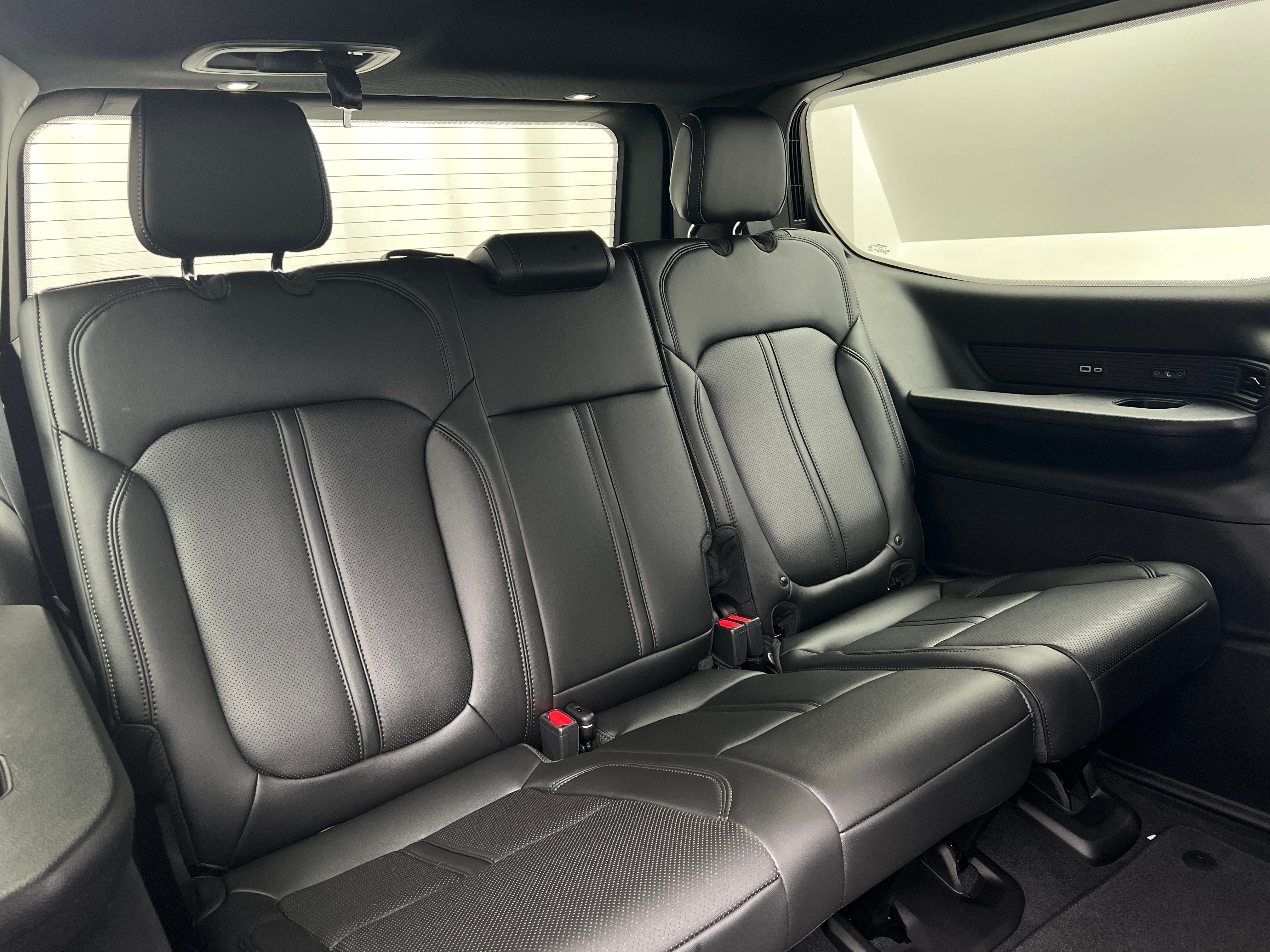 2026 Jeep Grand Wagoneer Base - Photo 4