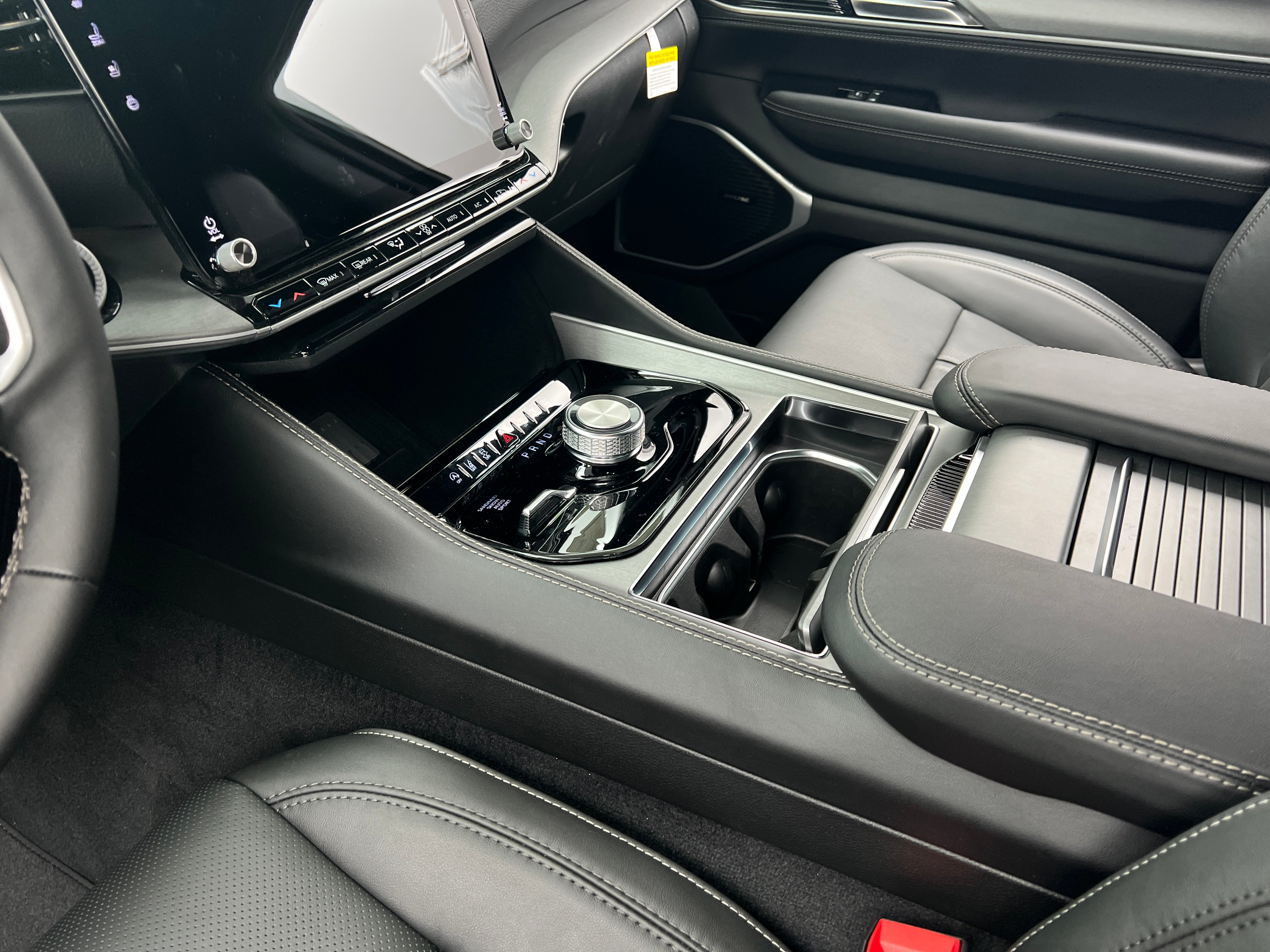 2026 Jeep Grand Wagoneer Base - Photo 7