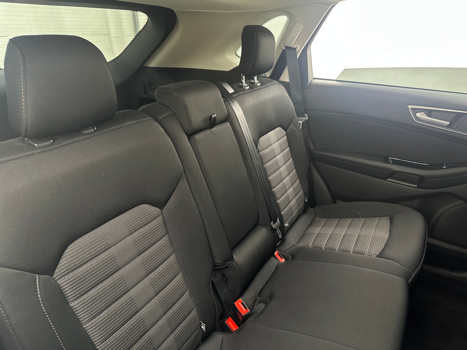 Thumbnail: 2017 Ford Edge - 6